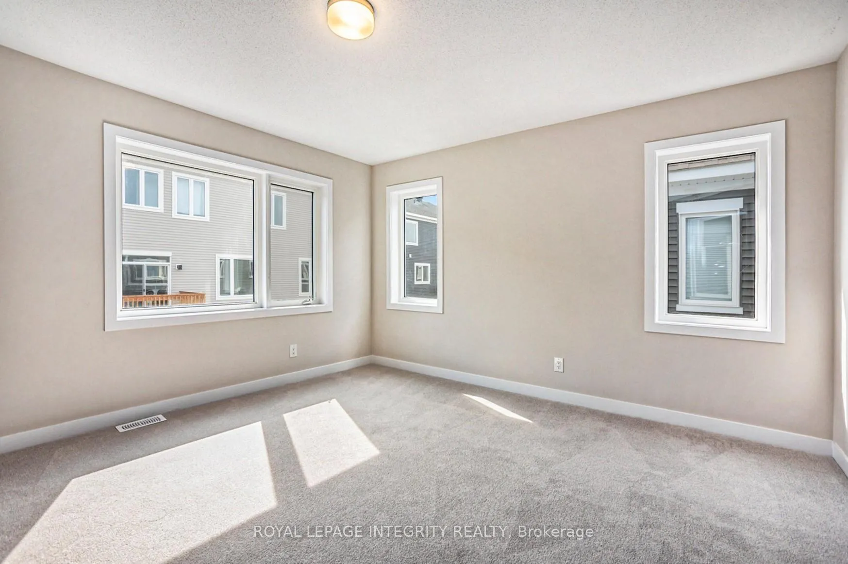 Photo 10 of 436 Epoch Street, Ottawa, Barrhaven - Half Moon Bay — HOMEH