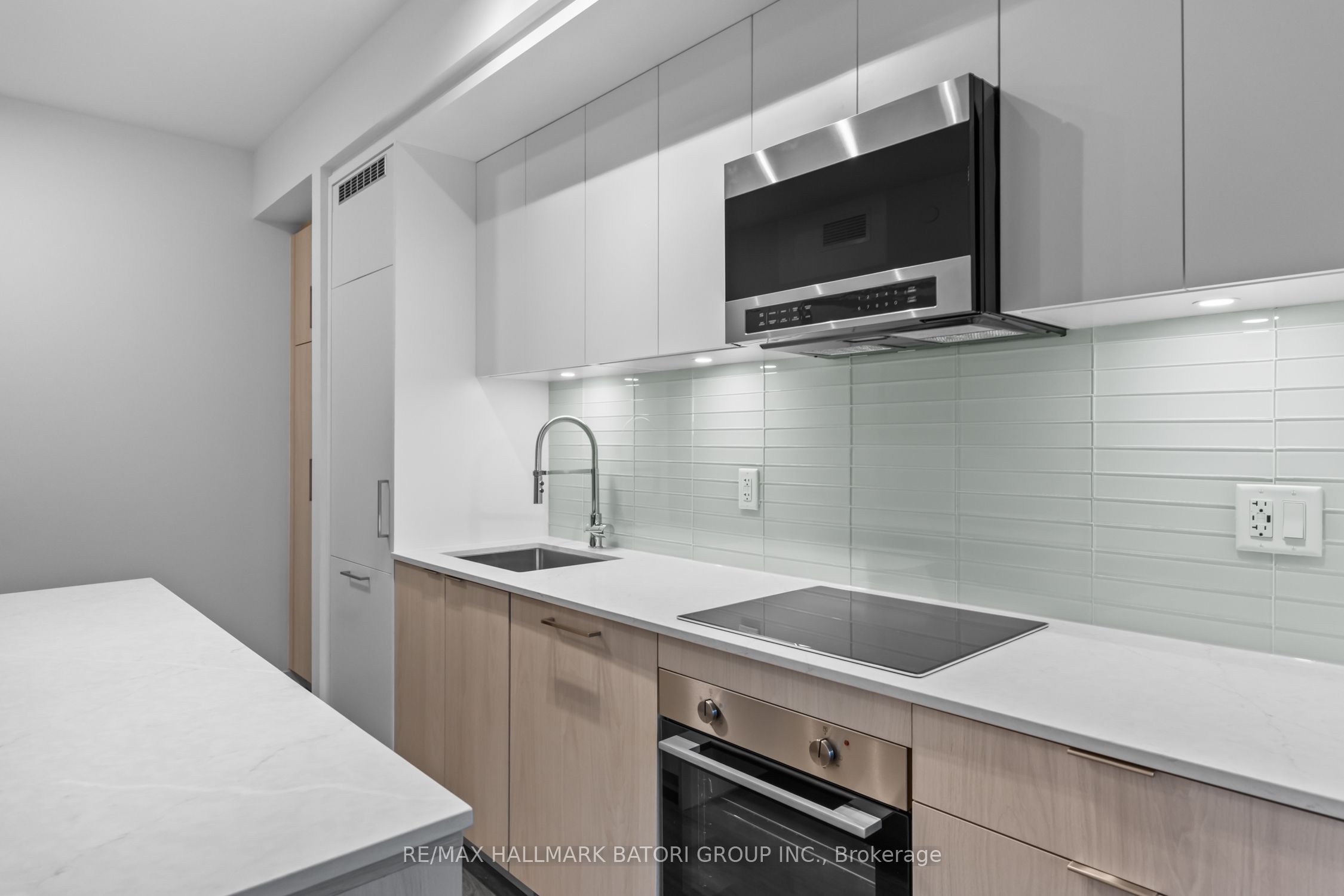 Photo 29 of Unit 313, 863 St. Clair Avenue W, Toronto, Wychwood — HOMEH
