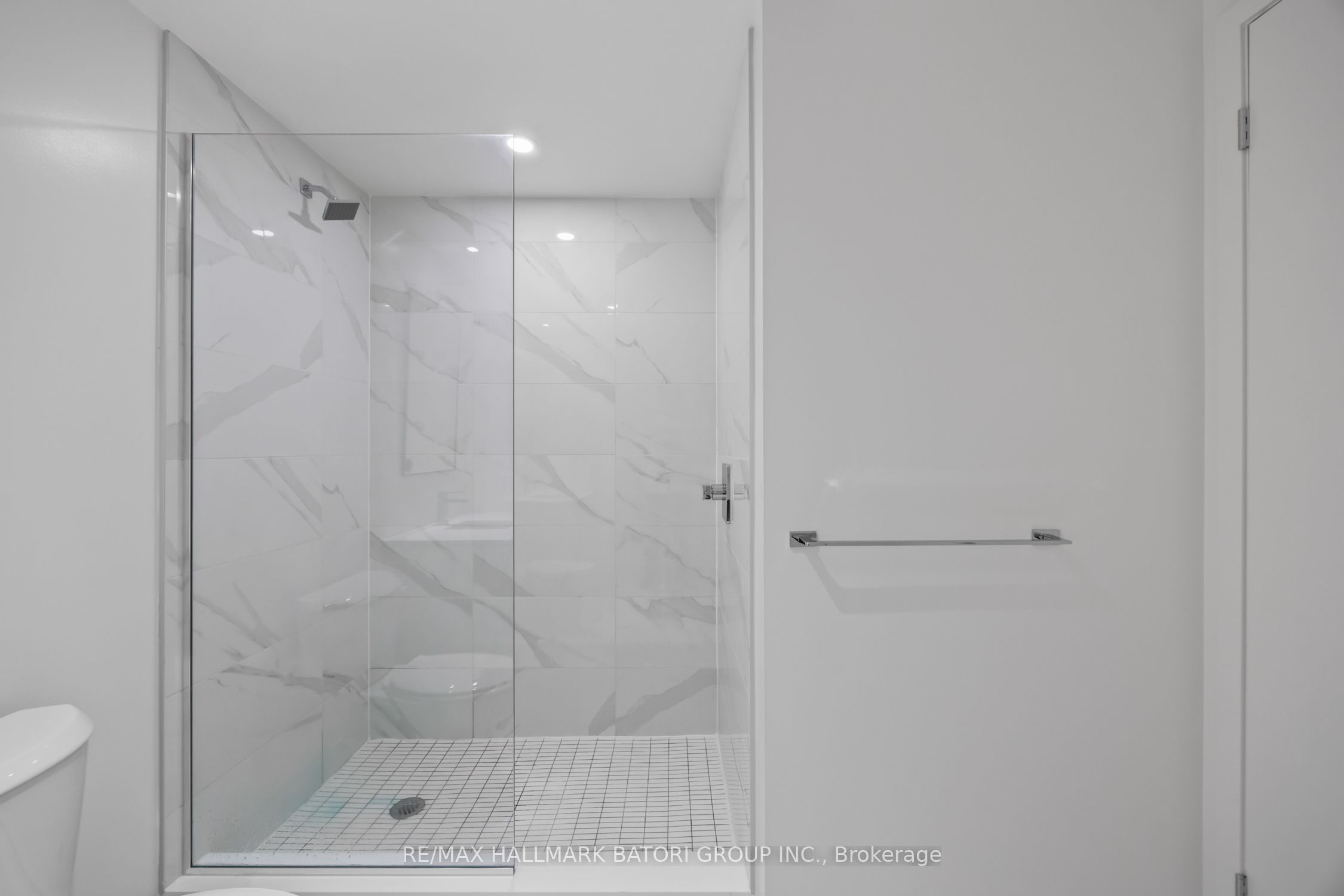 Photo 28 of Unit 313, 863 St. Clair Avenue W, Toronto, Wychwood — HOMEH