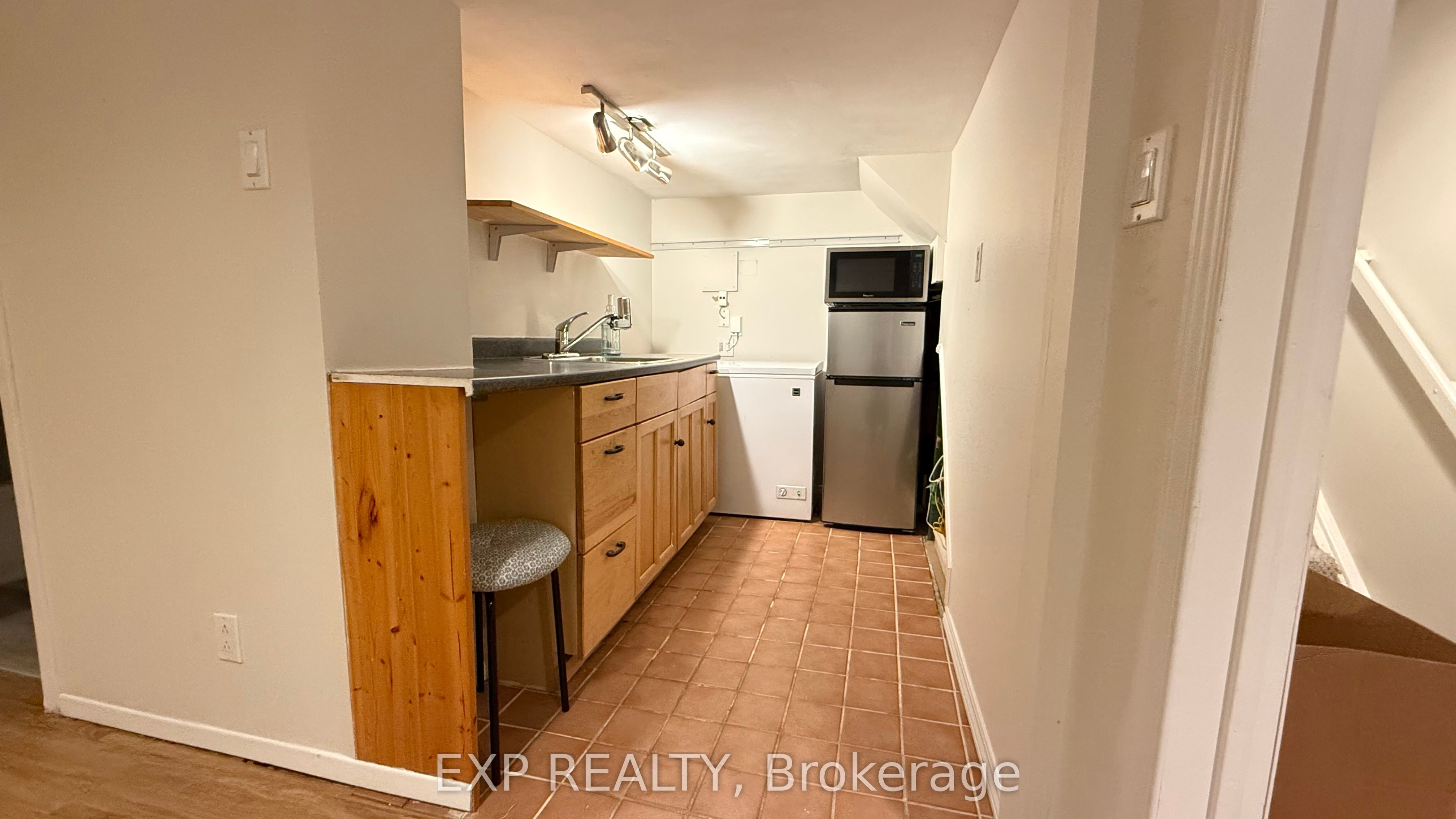 Photo 48 of 215 Sutherland Drive, Toronto, Leaside — HOMEH