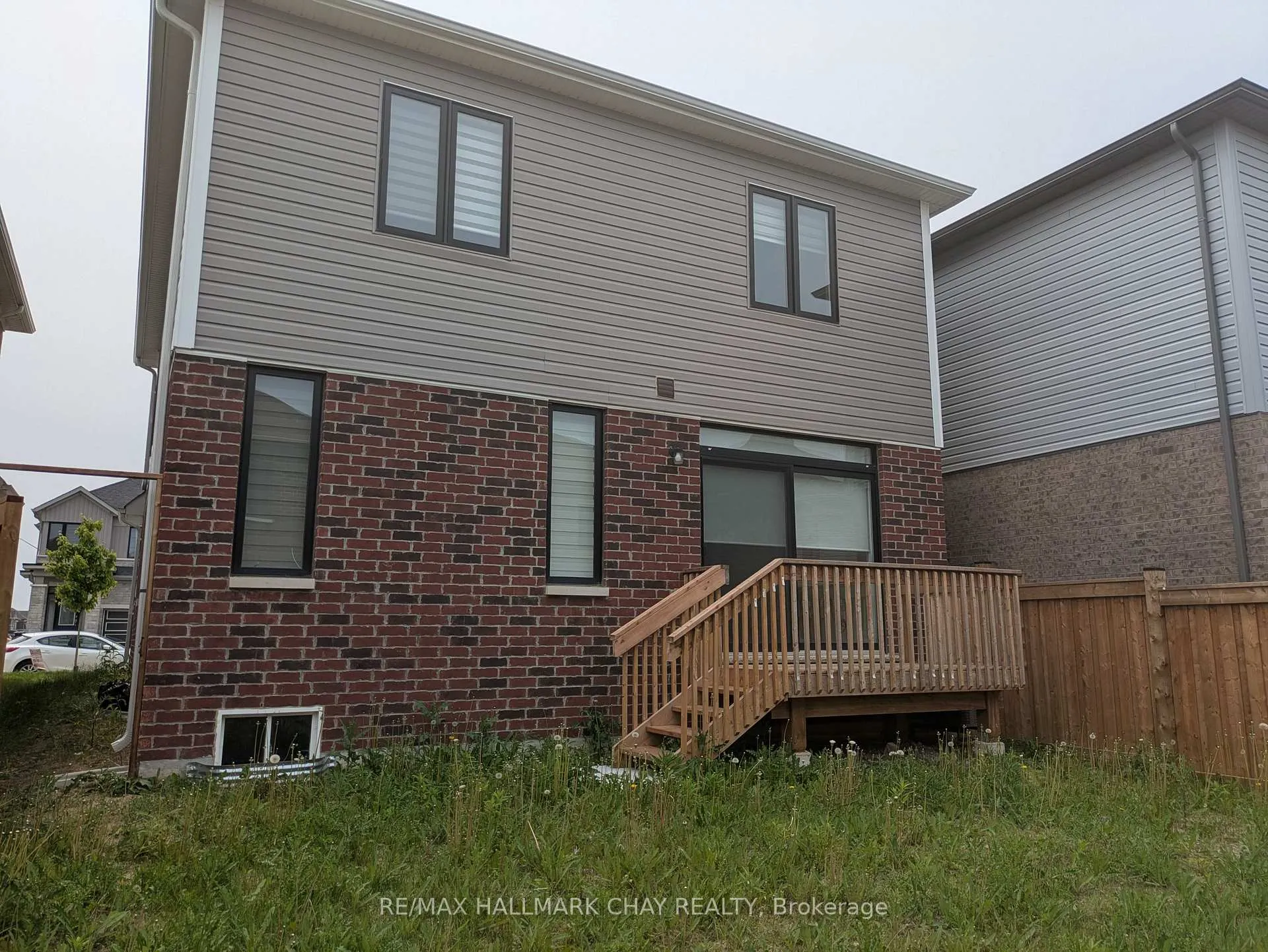 Photo 6 of 18 Valleybrook Road, Barrie, Rural Barrie Southeast — HOMEH