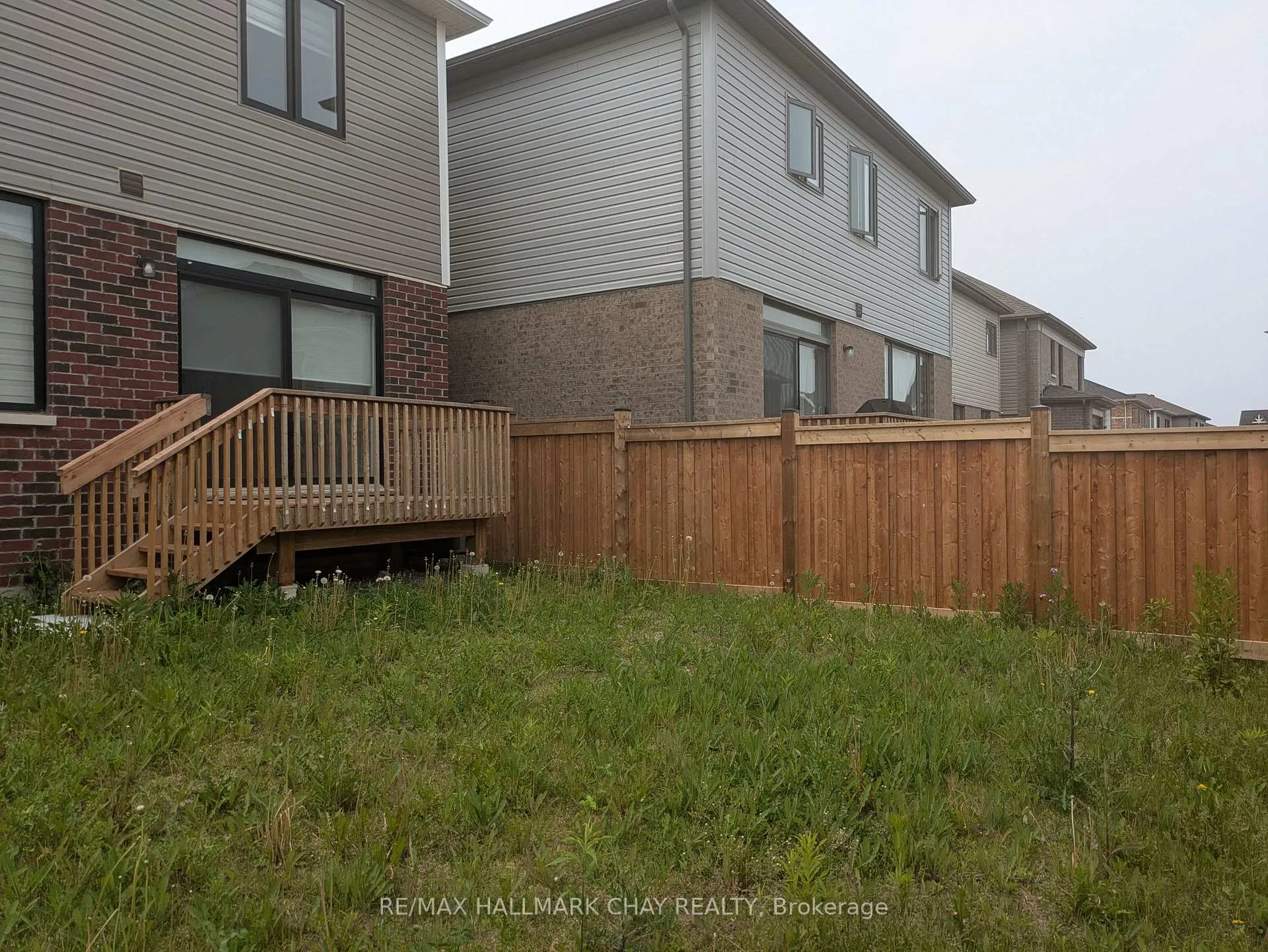 Photo 7 of 18 Valleybrook Road, Barrie, Rural Barrie Southeast — HOMEH