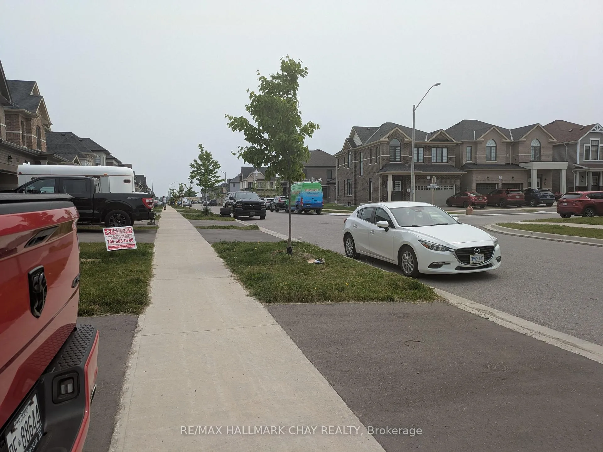 Photo 12 of 18 Valleybrook Road, Barrie, Rural Barrie Southeast — HOMEH