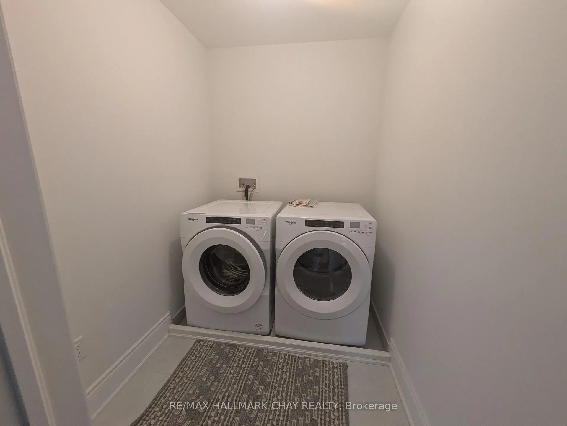 Photo 31 of 18 Valleybrook Road, Barrie, Rural Barrie Southeast — HOMEH