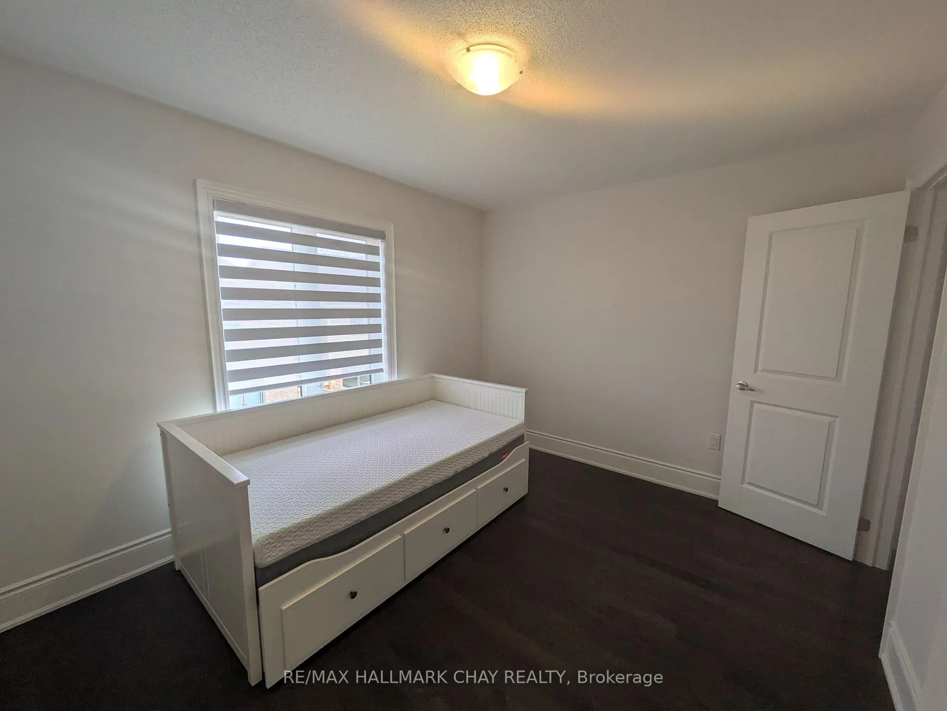Photo 34 of 18 Valleybrook Road, Barrie, Rural Barrie Southeast — HOMEH