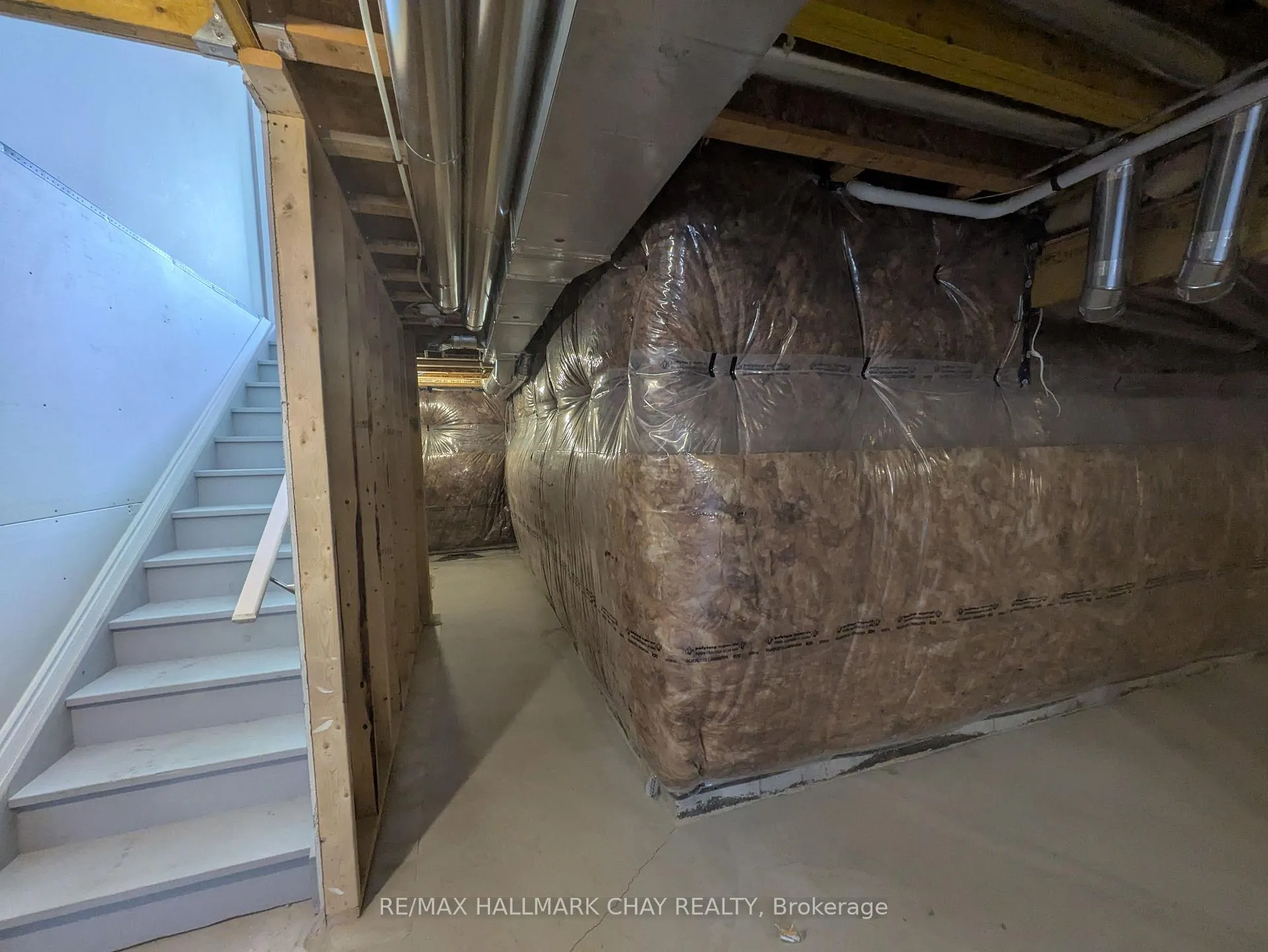 Photo 41 of 18 Valleybrook Road, Barrie, Rural Barrie Southeast — HOMEH