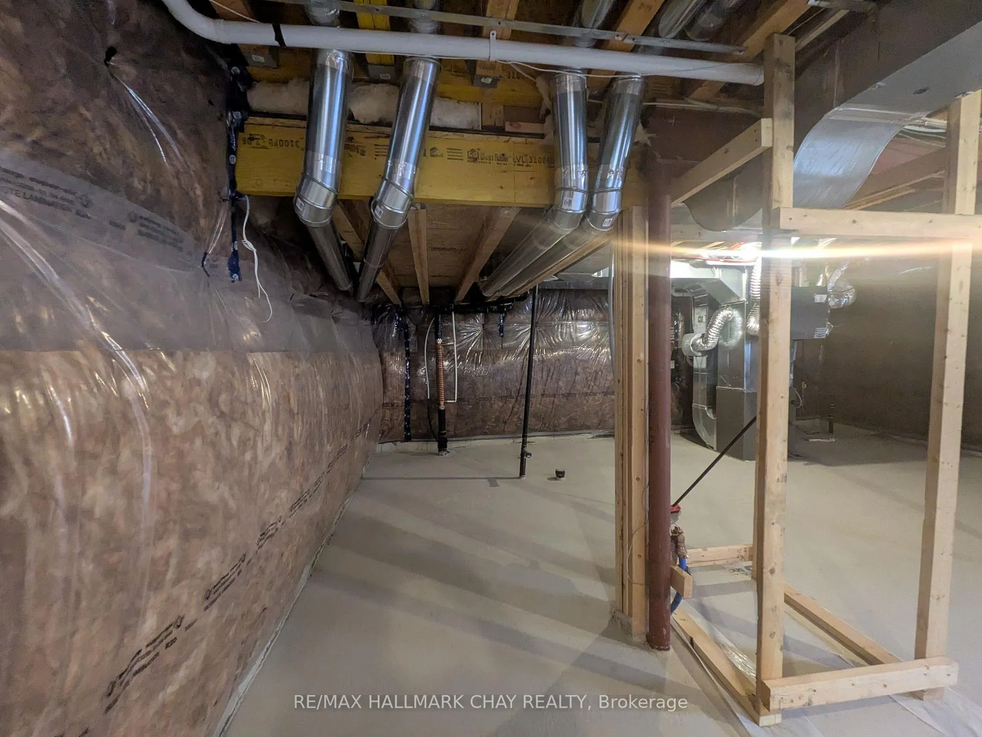 Photo 42 of 18 Valleybrook Road, Barrie, Rural Barrie Southeast — HOMEH