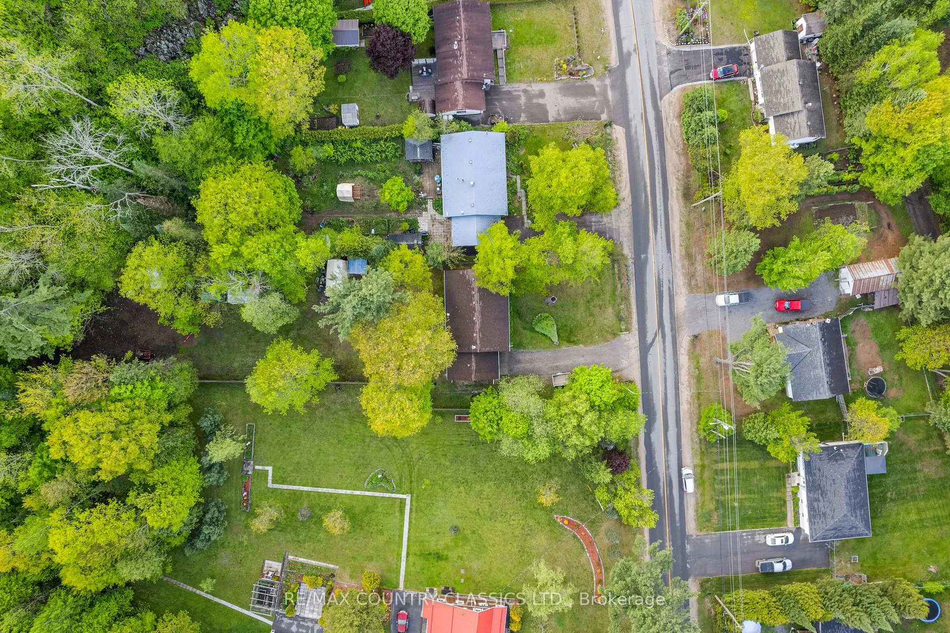 Photo 15 of 351 Chemaushgon Road, Bancroft, Bancroft Ward — HOMEH