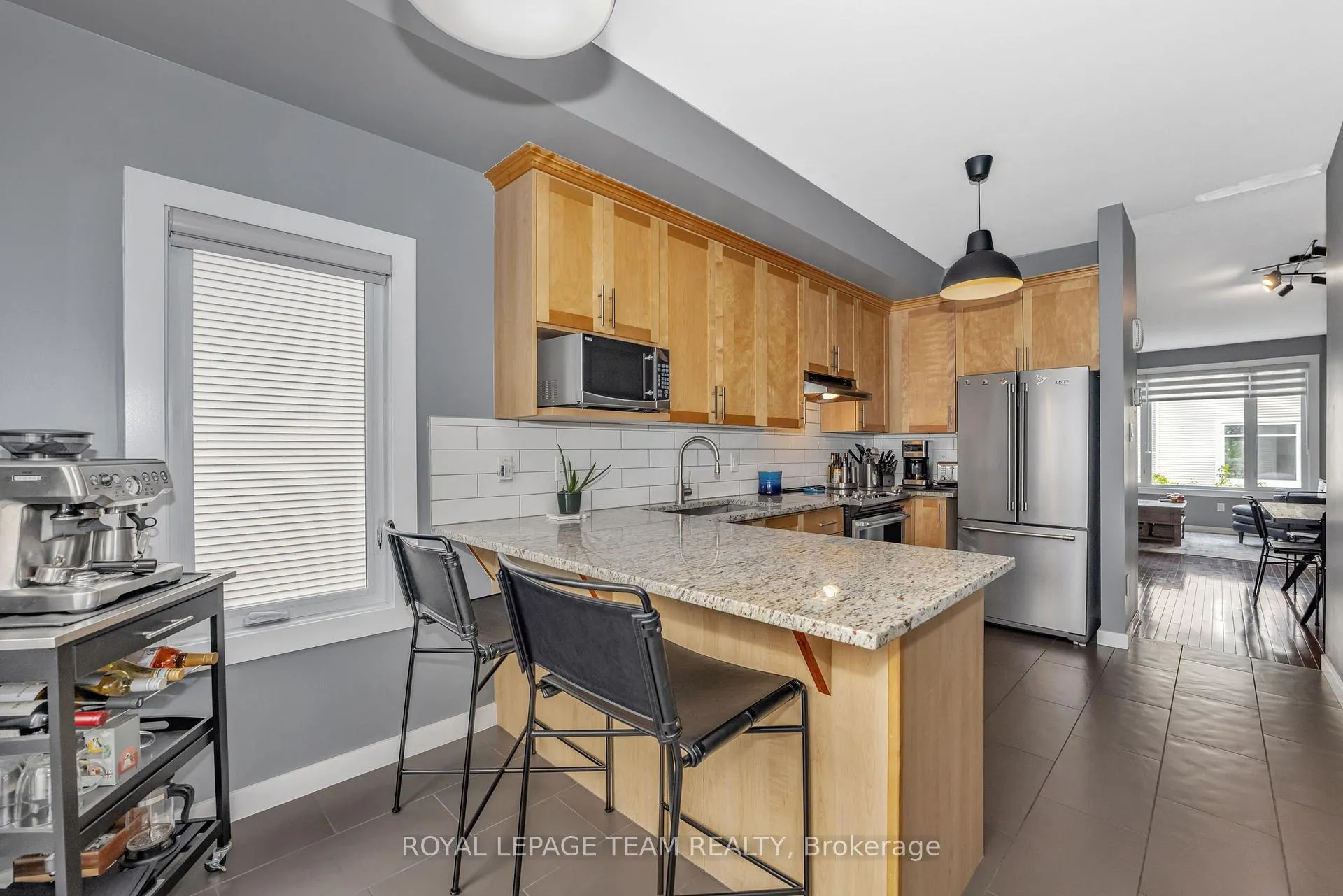 Photo 14 of 69 Songbird Private, Ottawa, Westcliffe Estates — HOMEH