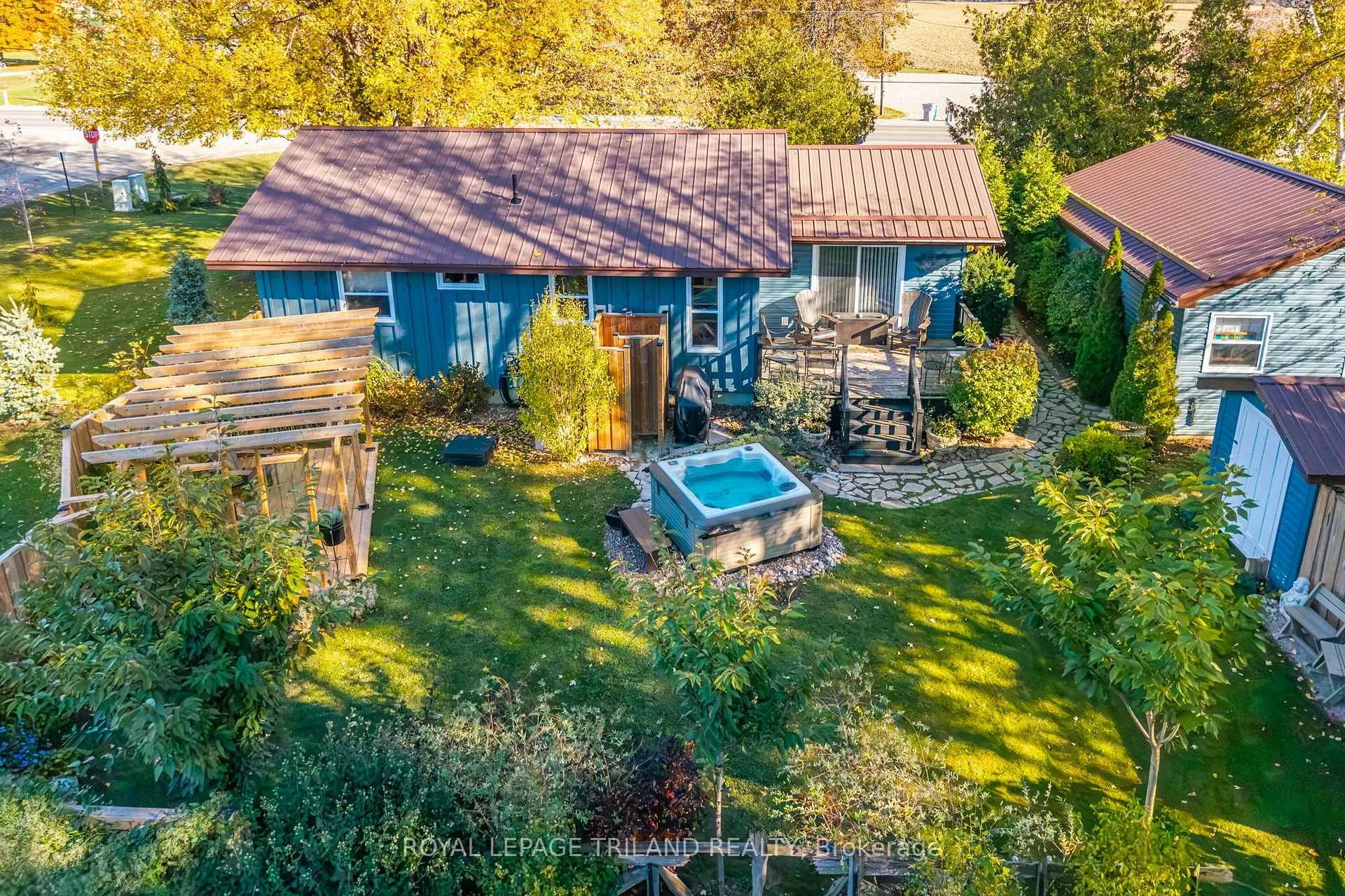 Photo 5 of 72777 Bluewater Highway, Bluewater, Hay — HOMEH