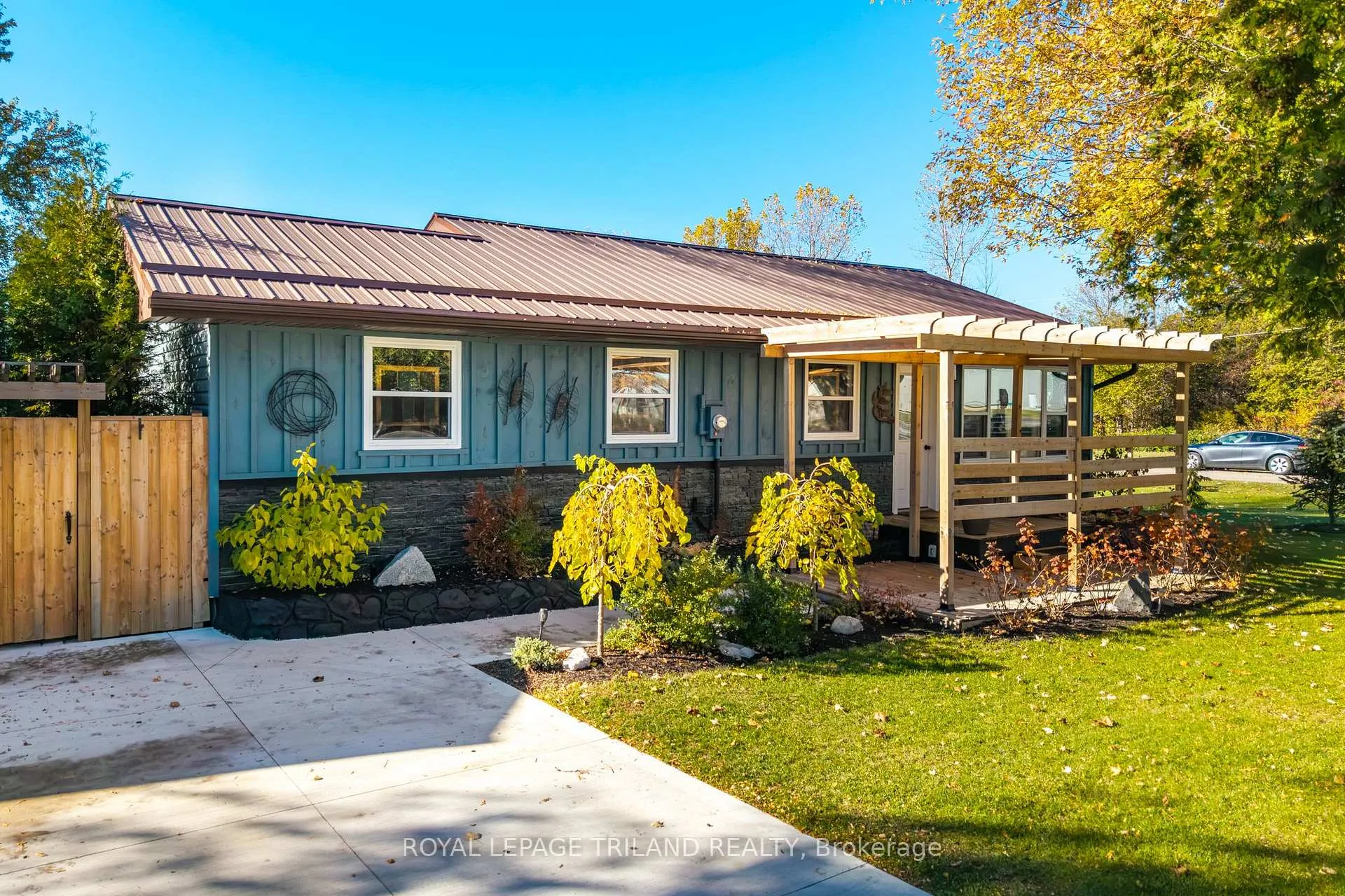 Photo 15 of 72777 Bluewater Highway, Bluewater, Hay — HOMEH