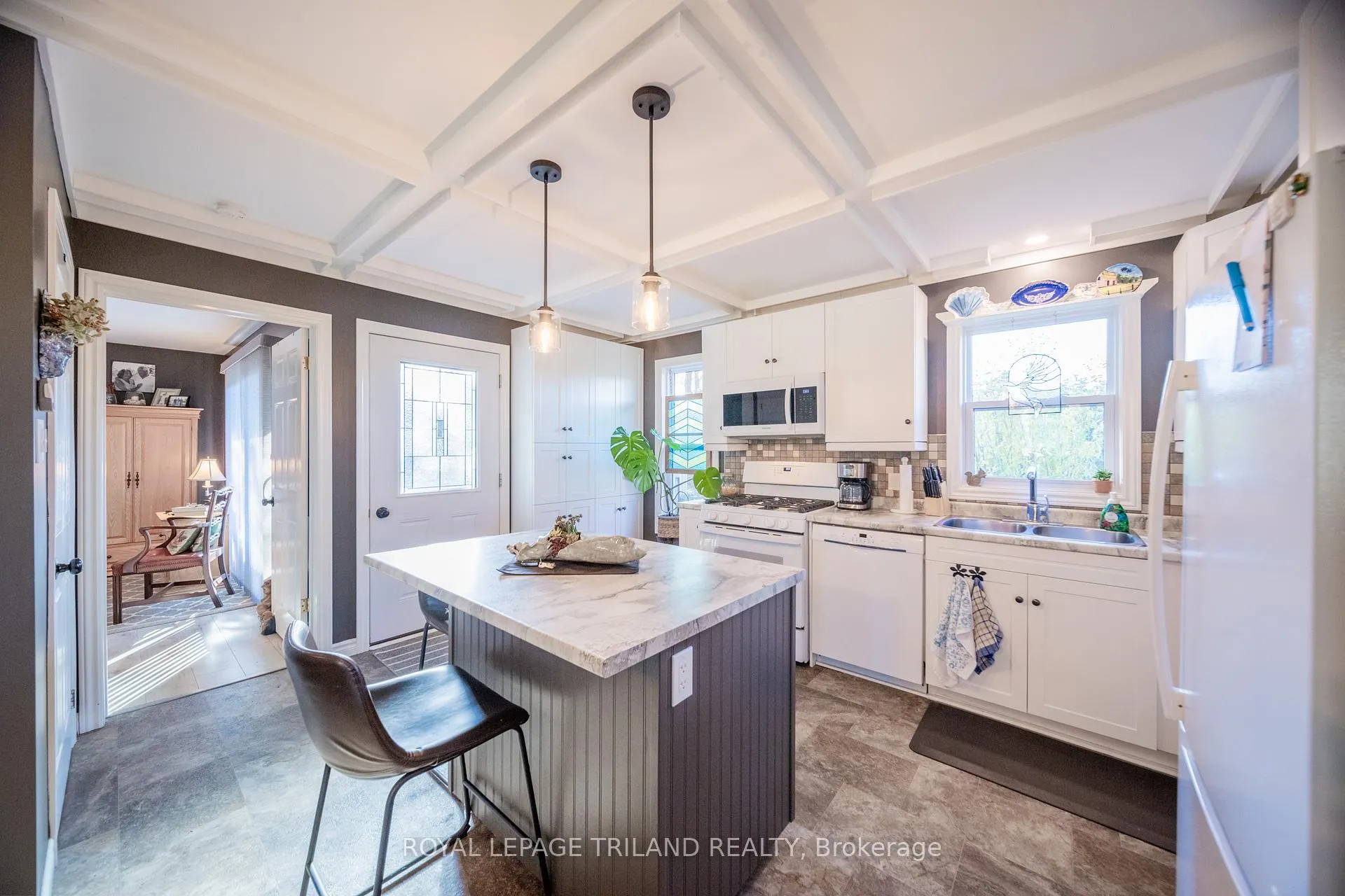Photo 38 of 72777 Bluewater Highway, Bluewater, Hay — HOMEH
