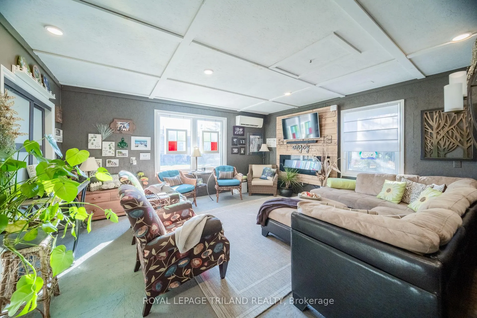 Photo 100 of 72777 Bluewater Highway, Bluewater, Hay — HOMEH