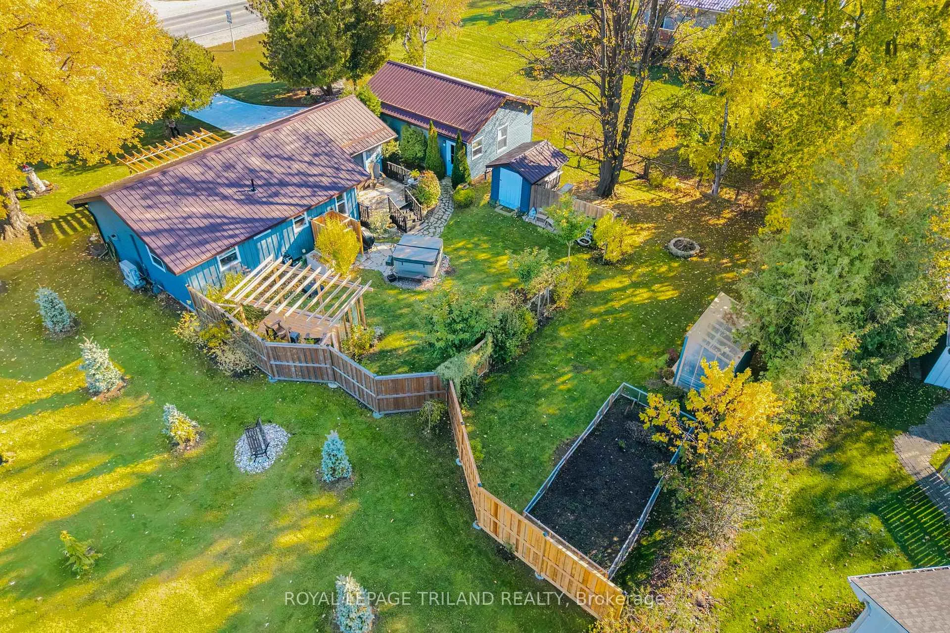 Photo 136 of 72777 Bluewater Highway, Bluewater, Hay — HOMEH