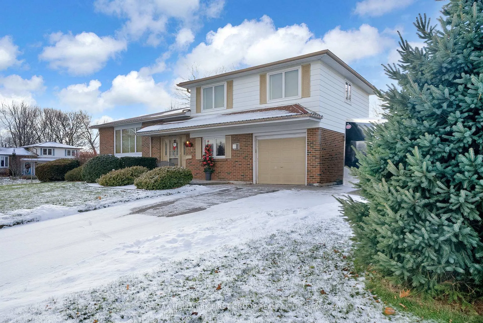 Photo 141 of 101 Dreyer Drive, Ajax, South East — HOMEH