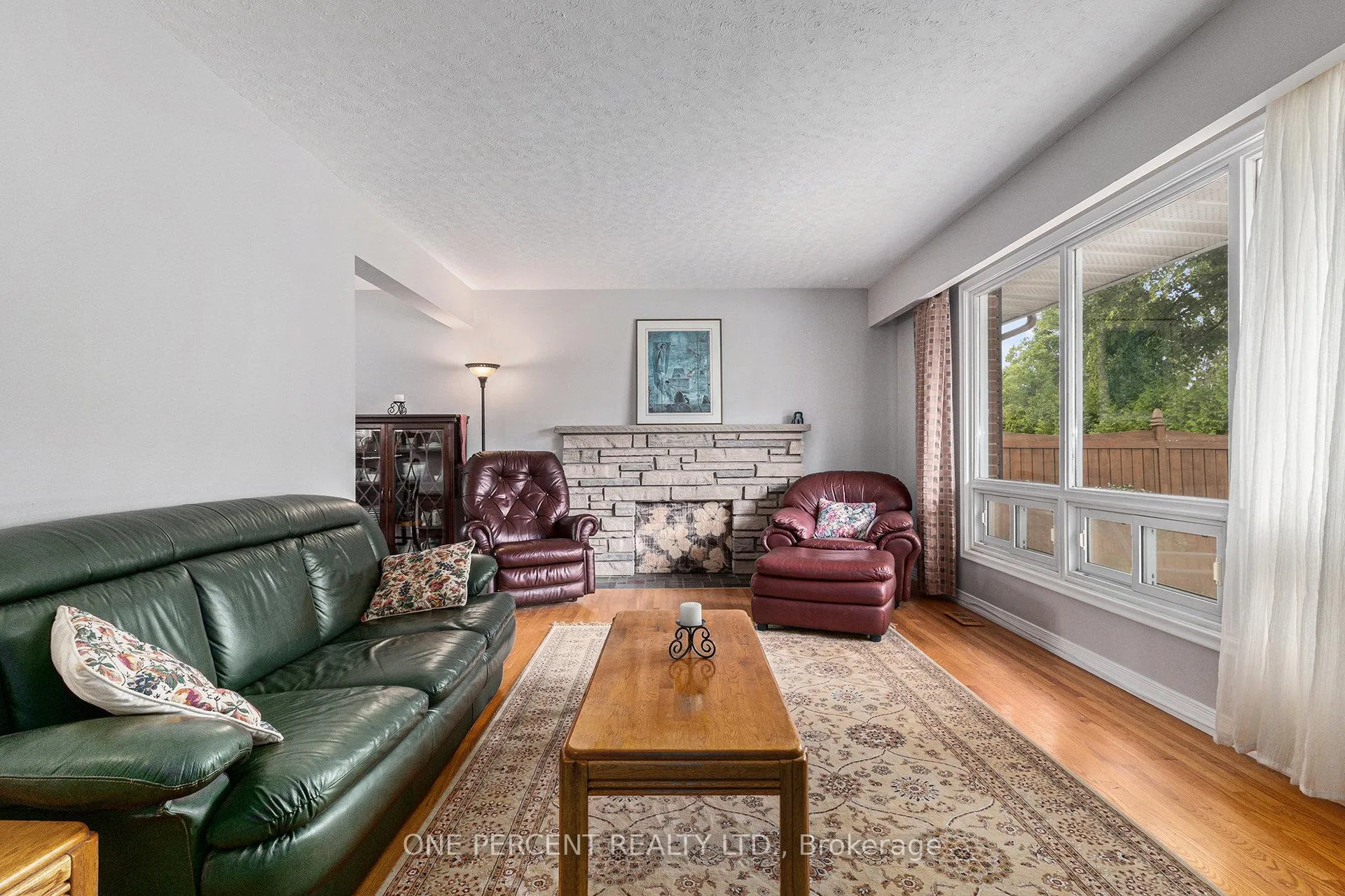 Photo 14 of 2563 Egan Road, Ottawa, Mooneys Bay/Riverside Park — HOMEH