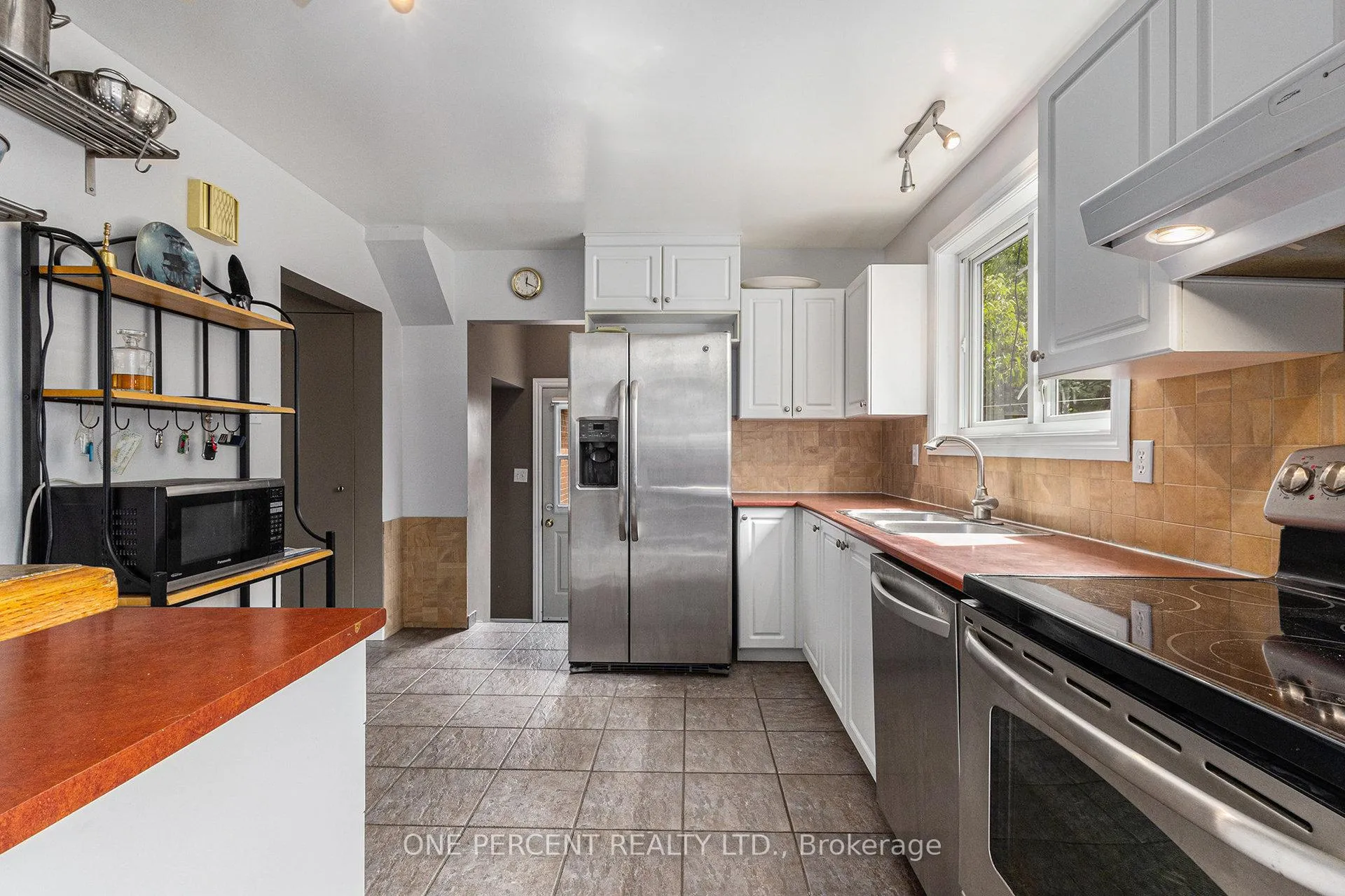 Photo 45 of 2563 Egan Road, Ottawa, Mooneys Bay/Riverside Park — HOMEH