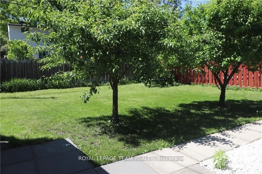 Photo 106 of 1650 Alta Vista Drive, Ottawa, Riverview Park — HOMEH