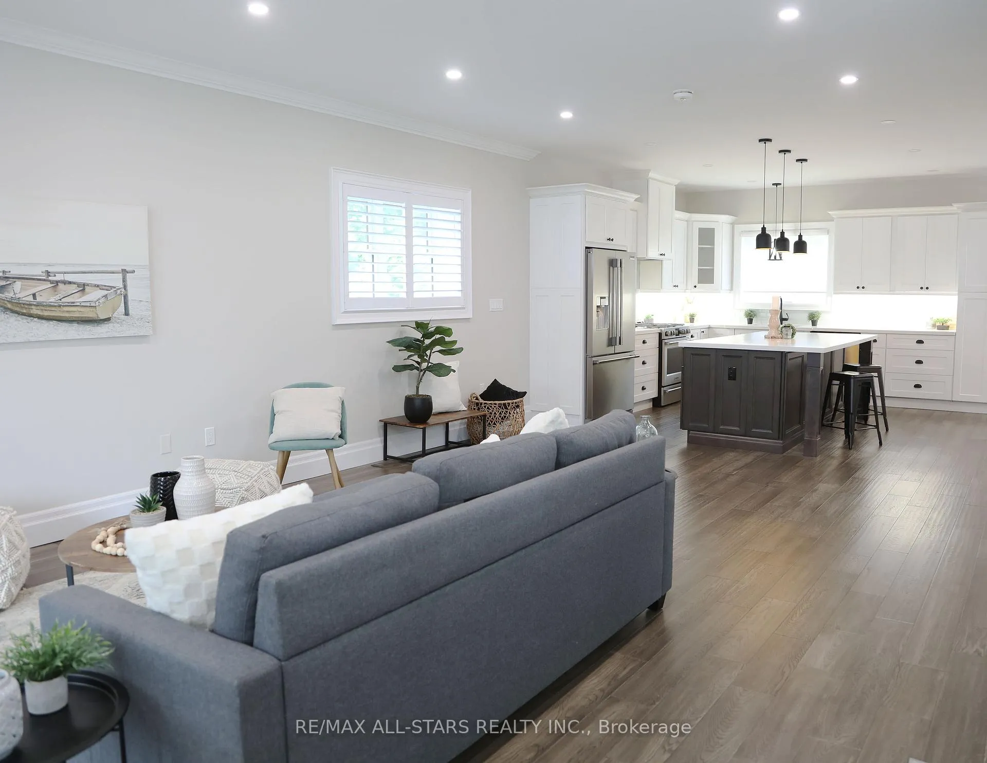 Photo 11 of 29 Patrick Drive, Aurora, Aurora Highlands — HOMEH