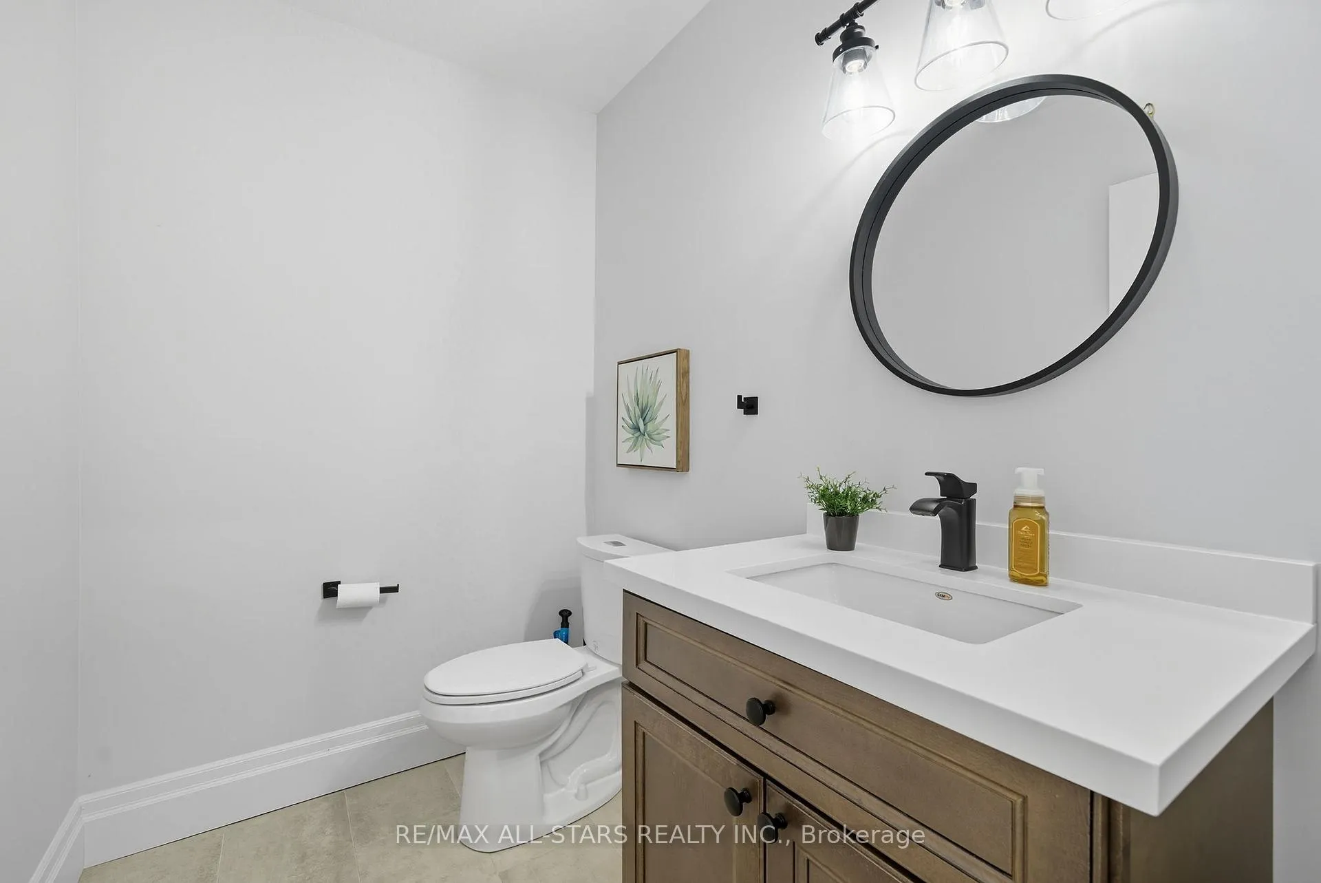 Photo 22 of 29 Patrick Drive, Aurora, Aurora Highlands — HOMEH