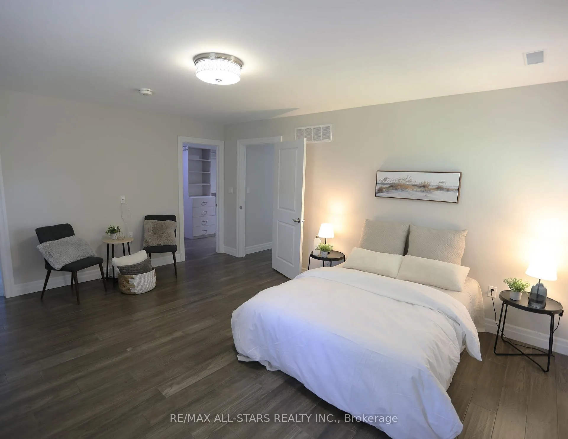 Photo 24 of 29 Patrick Drive, Aurora, Aurora Highlands — HOMEH