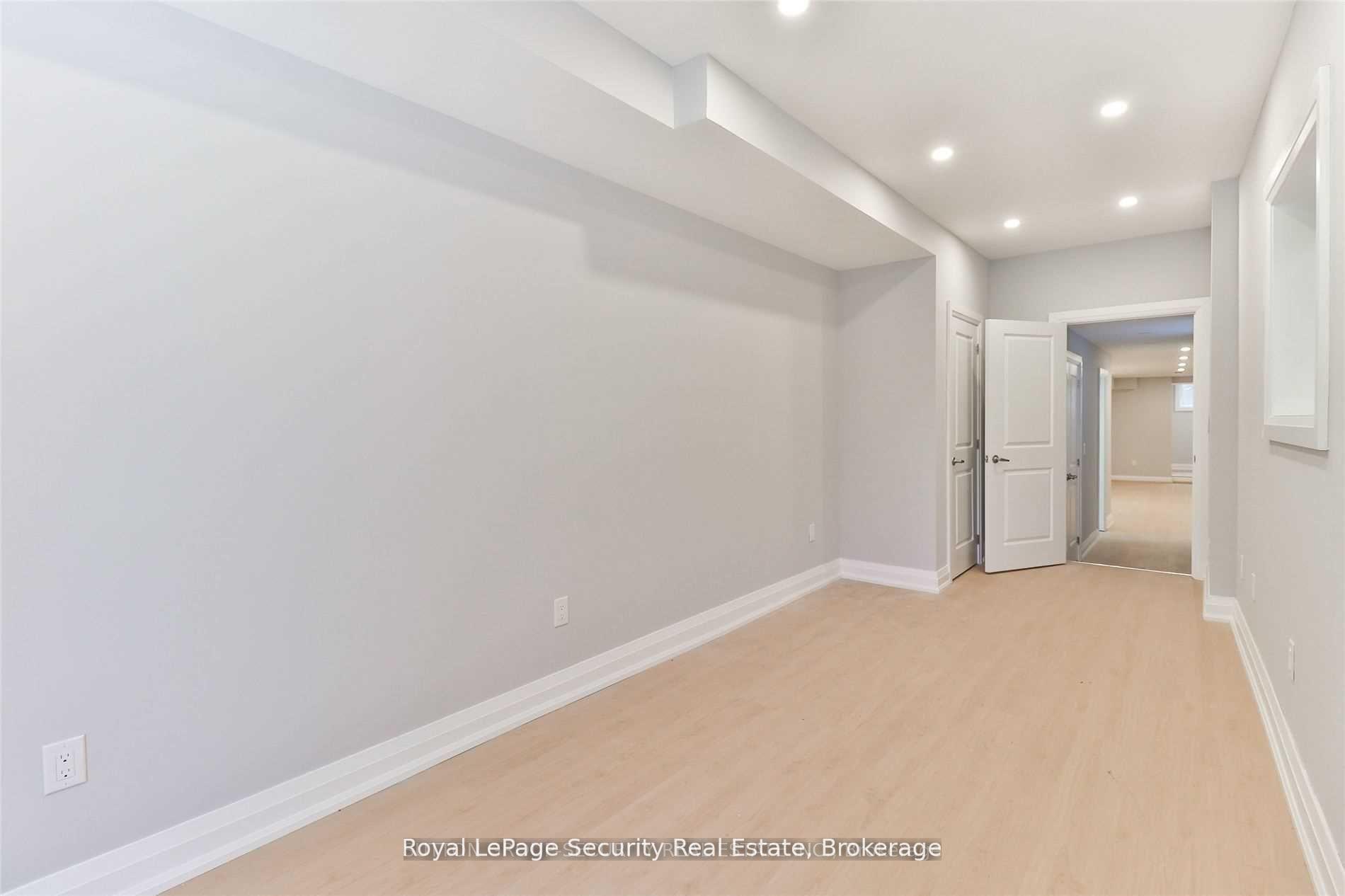 Photo 13 of Unit Lower, 136 Markham Street, Toronto, Trinity-Bellwoods — HOMEH