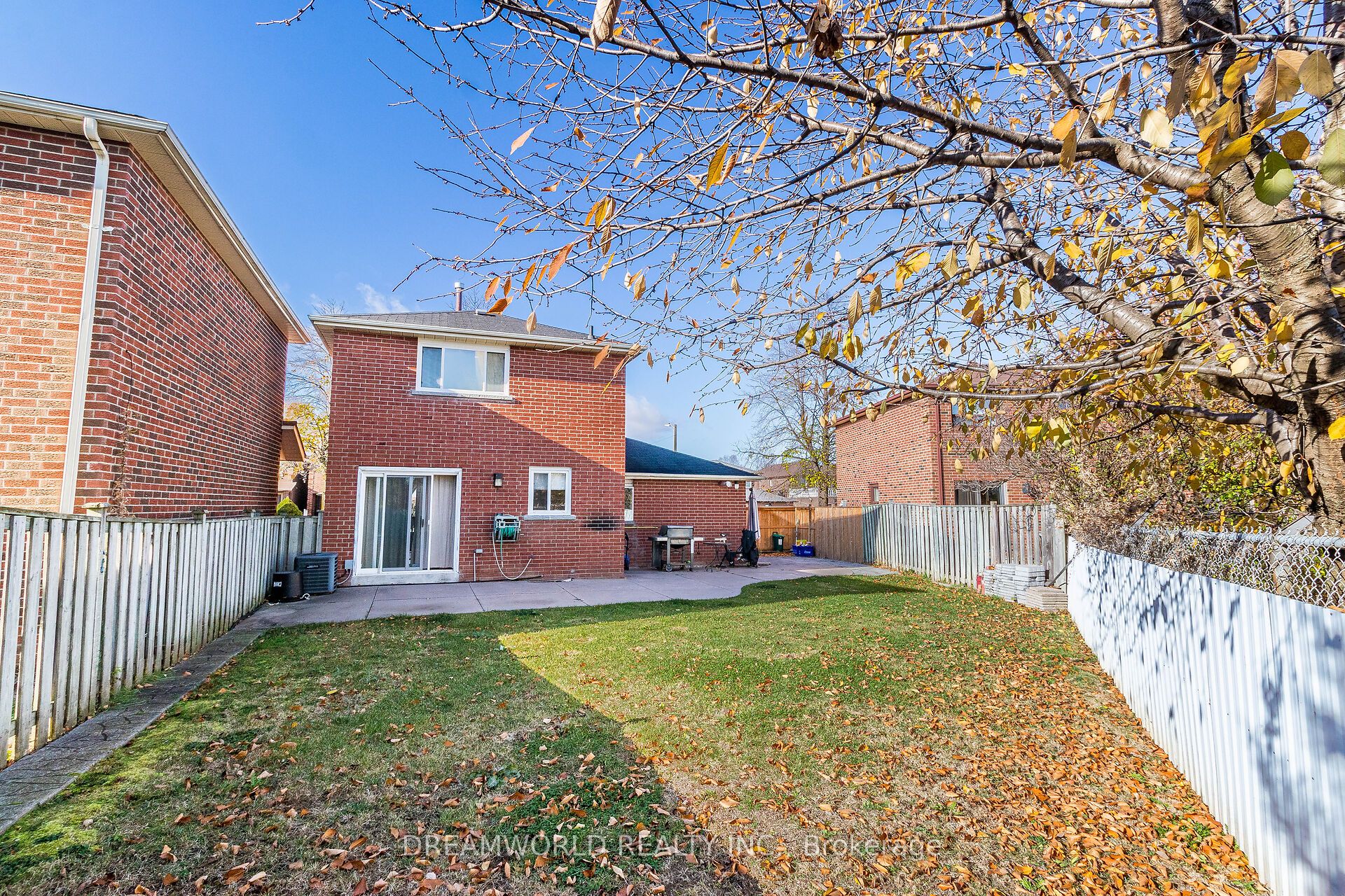 Photo 65 of 21 Irish Moss Court, Vaughan, East Woodbridge — HOMEH