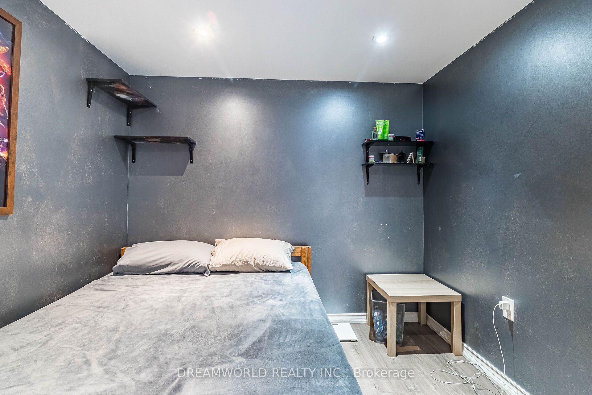 Photo 60 of 21 Irish Moss Court, Vaughan, East Woodbridge — HOMEH