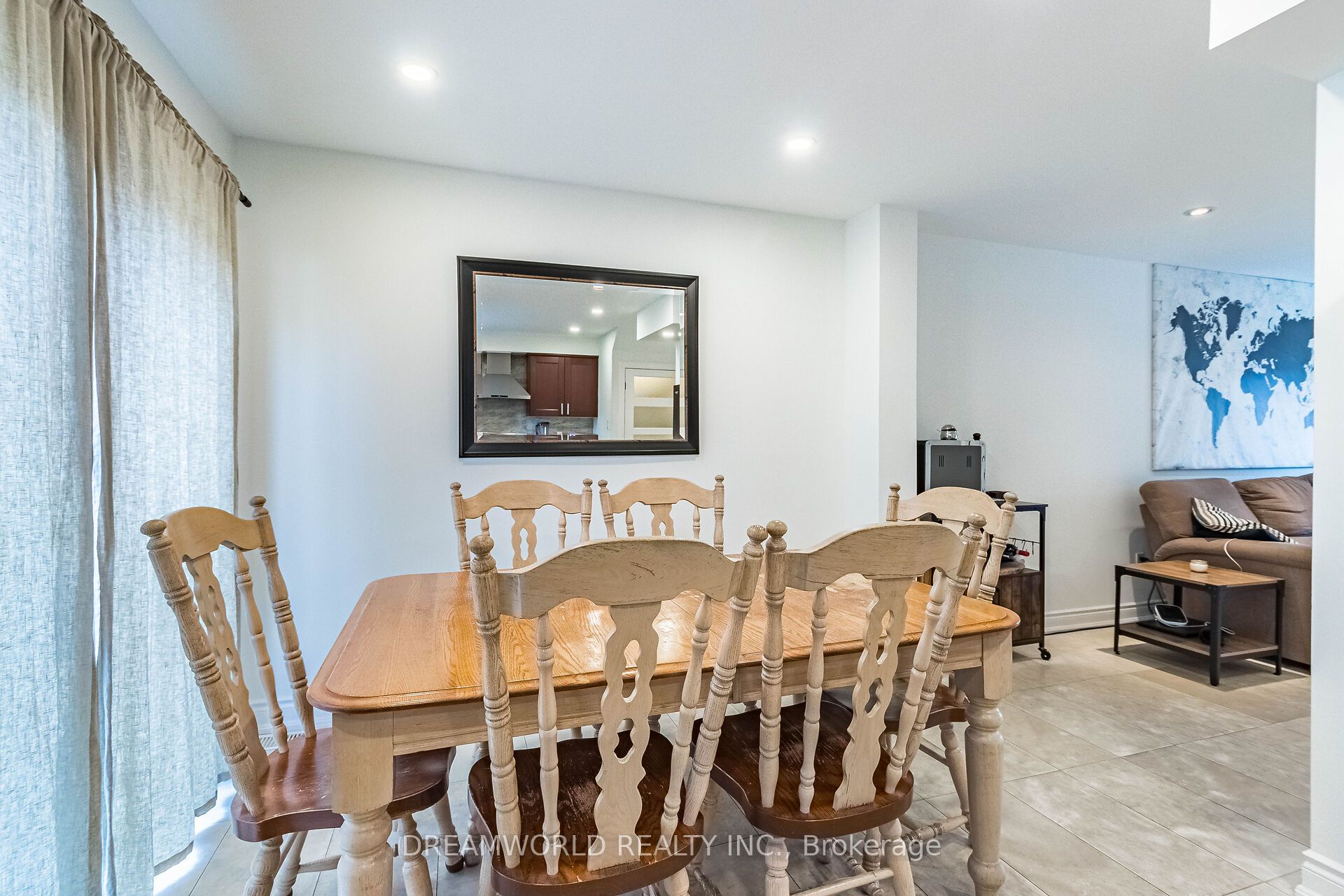 Photo 44 of 21 Irish Moss Court, Vaughan, East Woodbridge — HOMEH