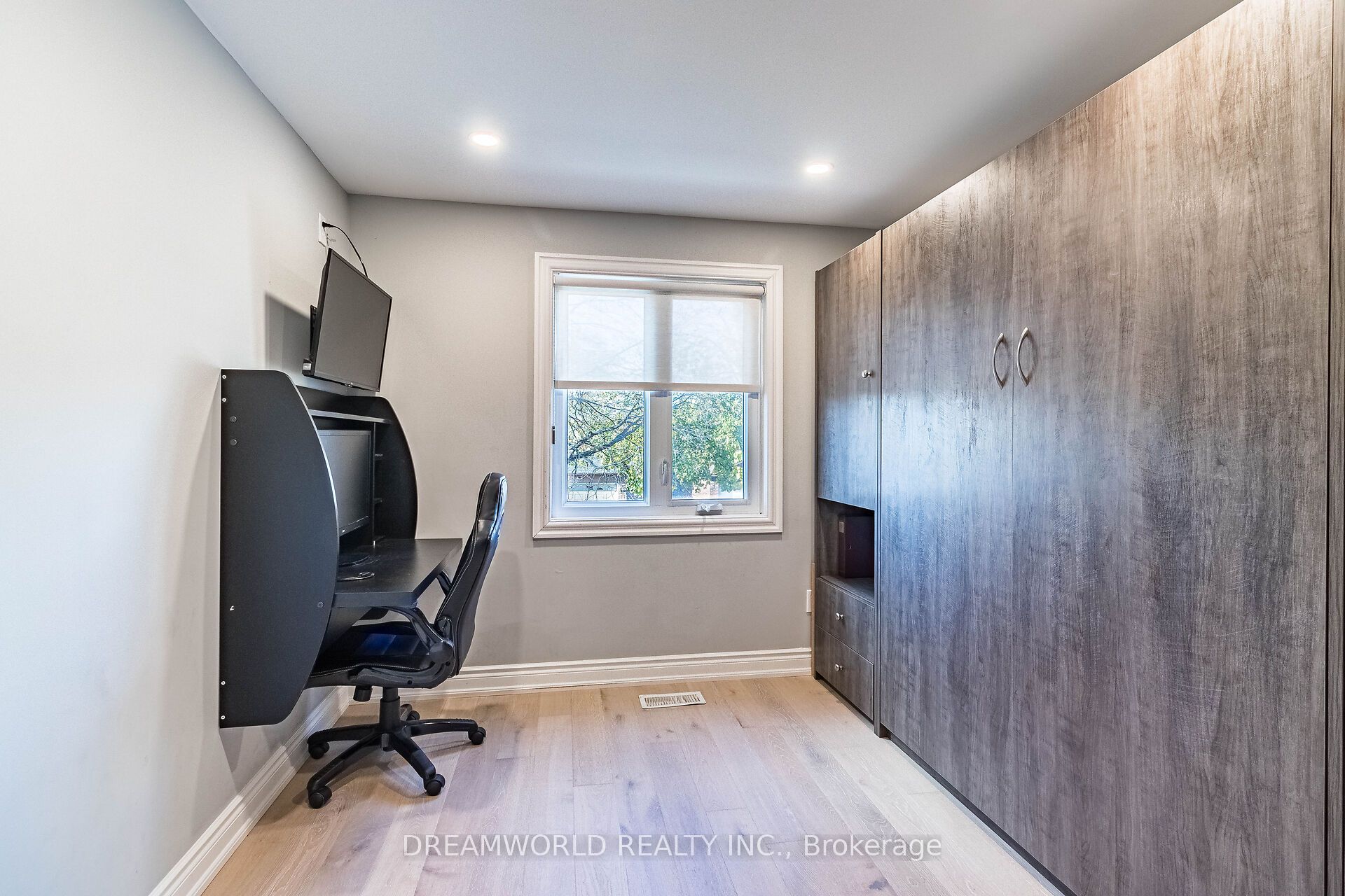 Photo 53 of 21 Irish Moss Court, Vaughan, East Woodbridge — HOMEH