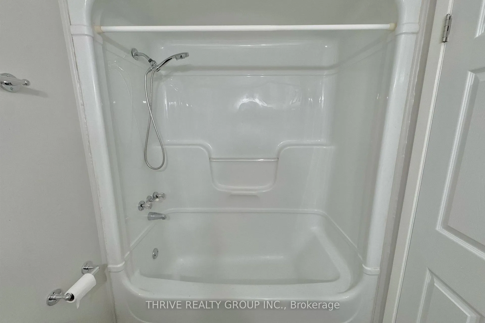 Photo 10 of Unit 6, 156 Main Street, Bluewater, Dashwood — HOMEH