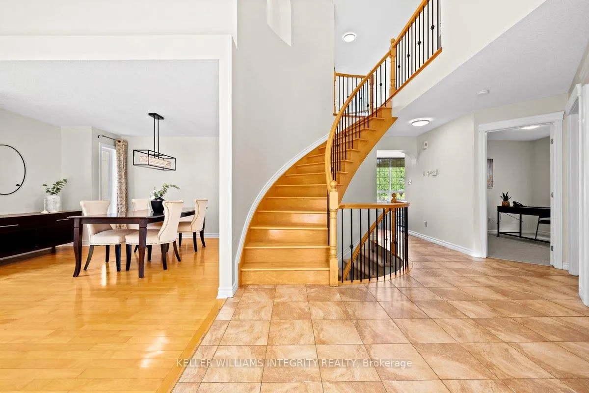 Photo 16 of 16 Blackshire Circle, Ottawa, Barrhaven - Stonebridge — HOMEH