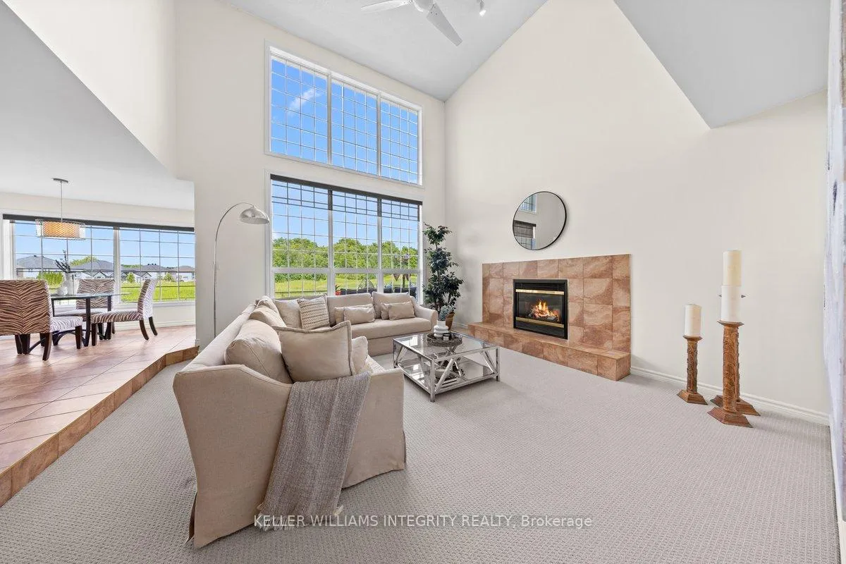 Photo 18 of 16 Blackshire Circle, Ottawa, Barrhaven - Stonebridge — HOMEH