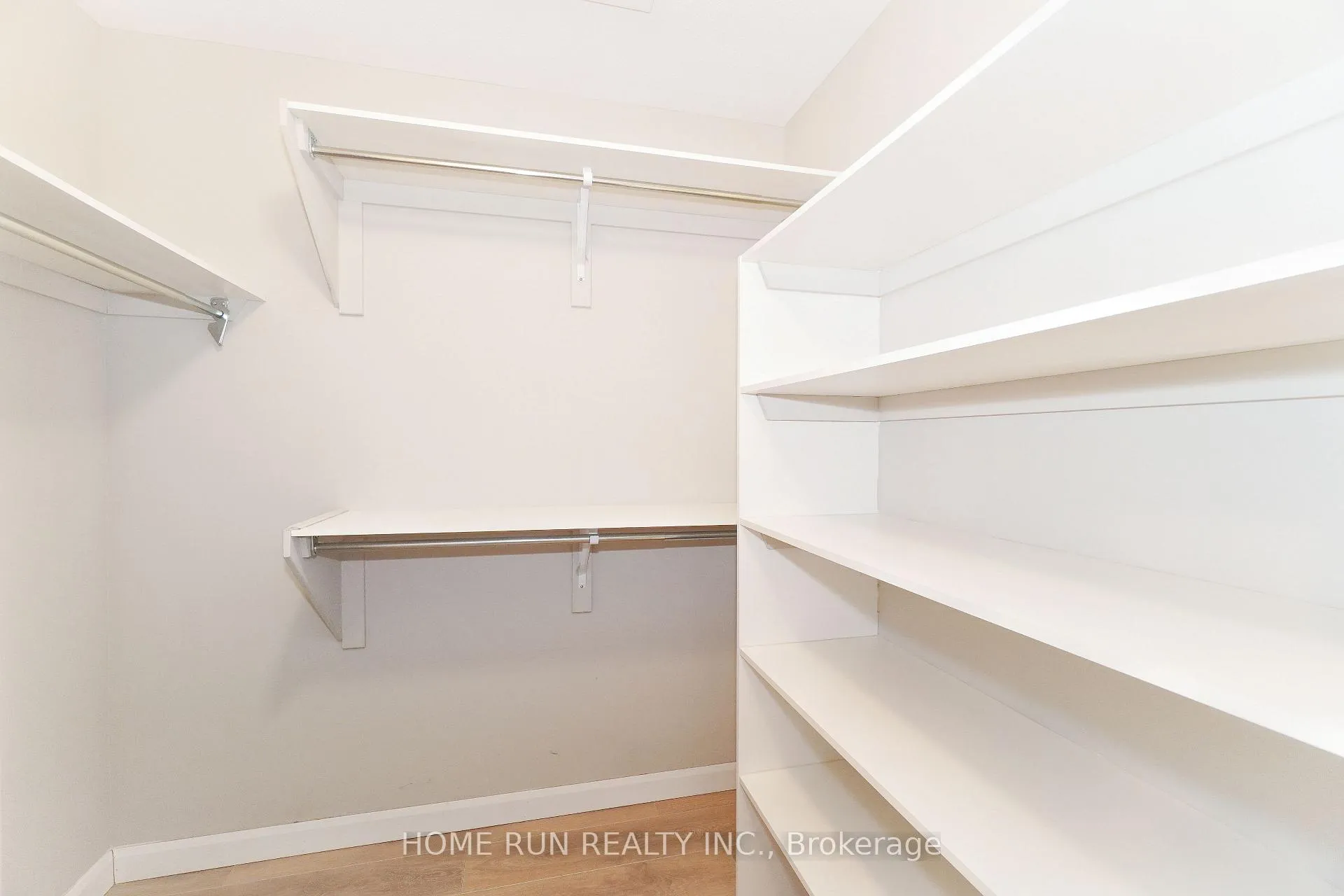 Photo 21 of 153 Bending Way, Ottawa, Barrhaven - Hearts Desire — HOMEH