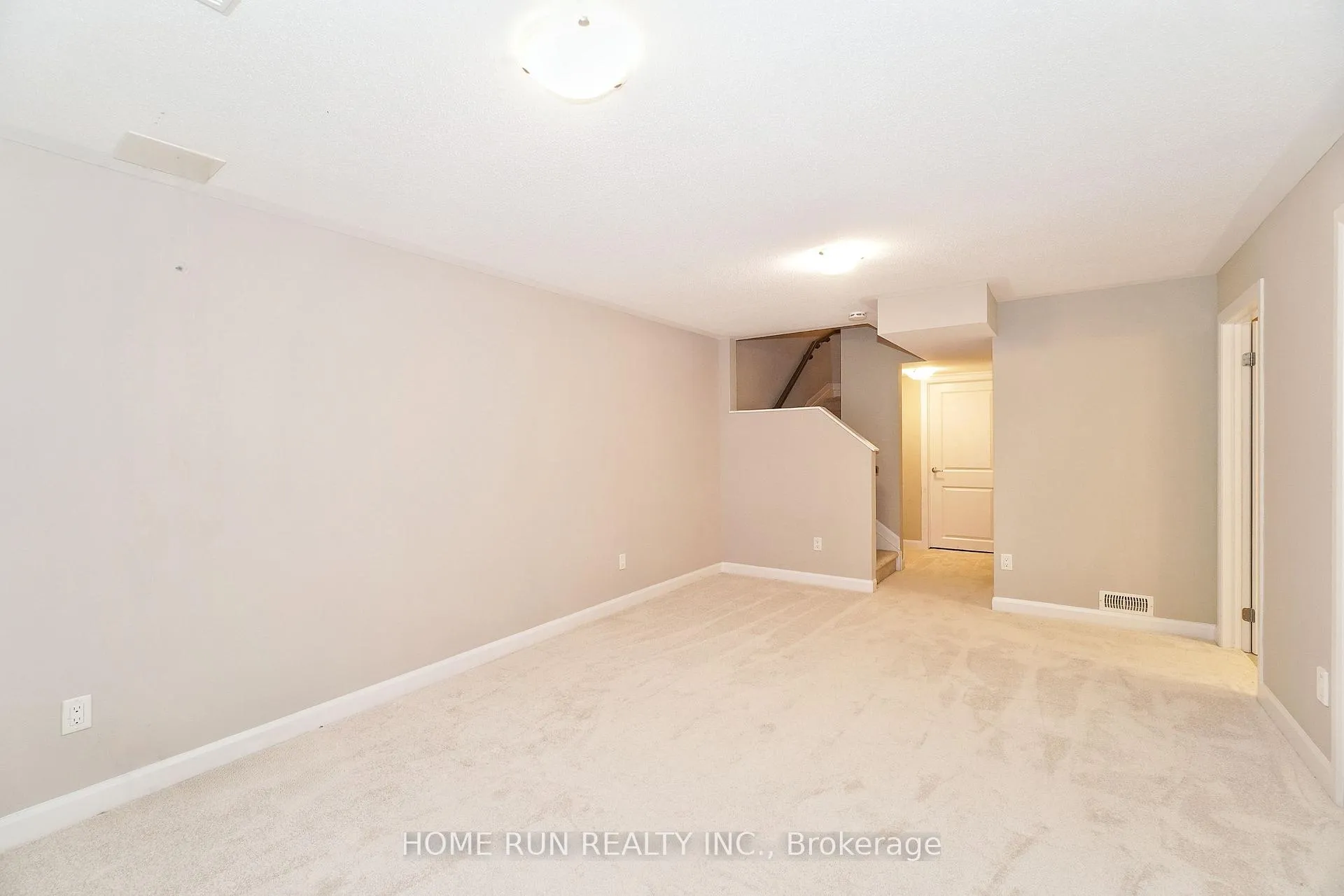 Photo 32 of 153 Bending Way, Ottawa, Barrhaven - Hearts Desire — HOMEH