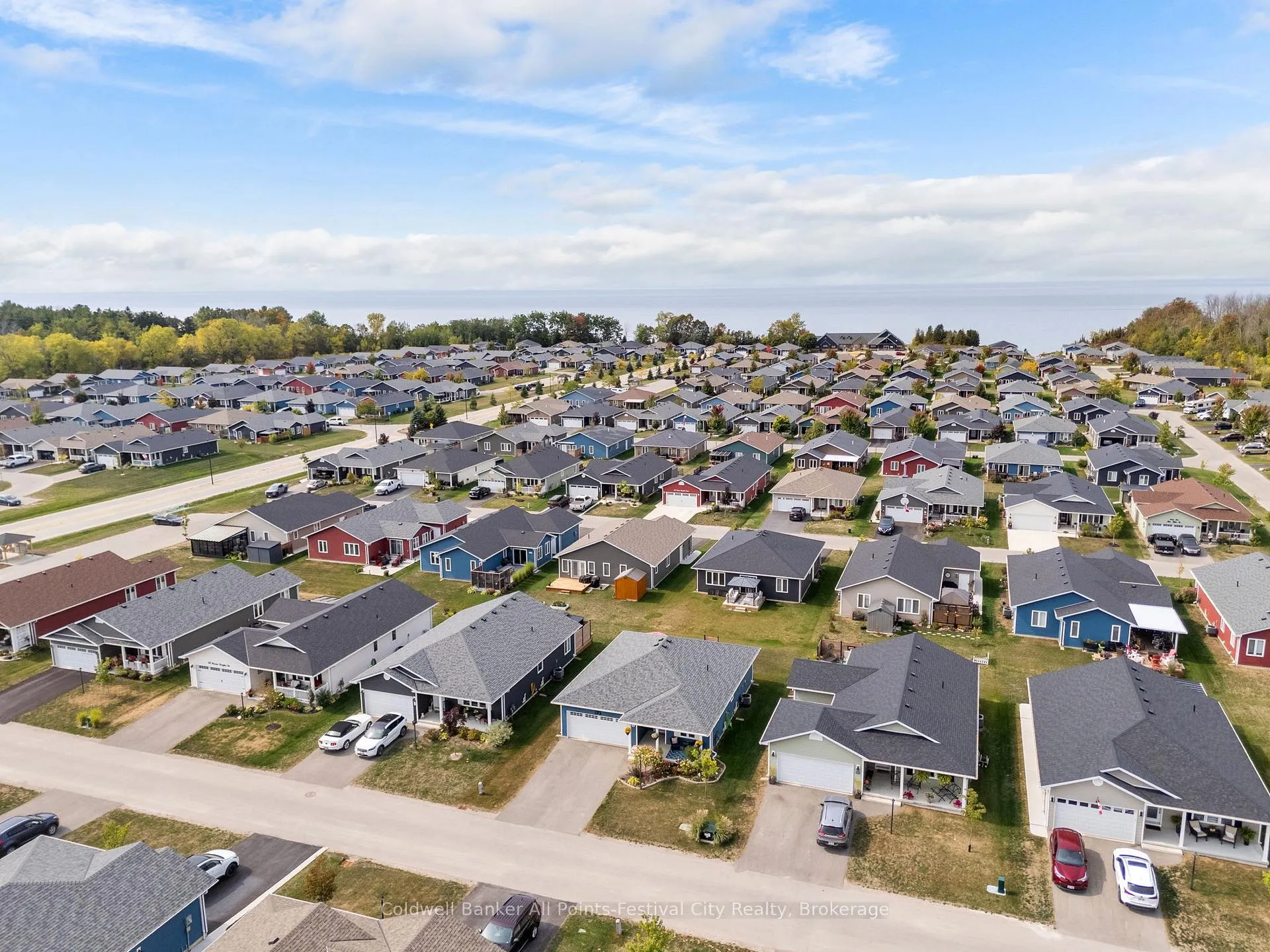 Photo 257 of 104 Huron Heights Drive, Ashfield-Colborne-Wawanosh, Colborne — HOMEH