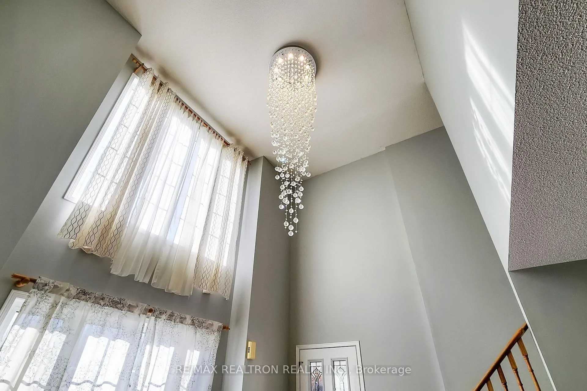 Photo 10 of 46 Watson Drive, Barrie, East Bayfield — HOMEH