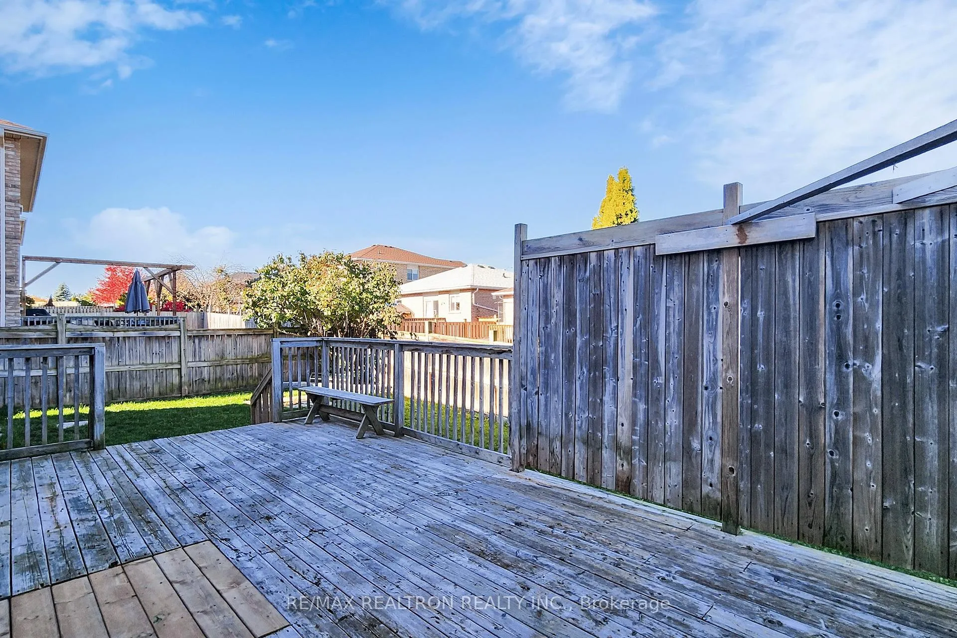 Photo 42 of 46 Watson Drive, Barrie, East Bayfield — HOMEH