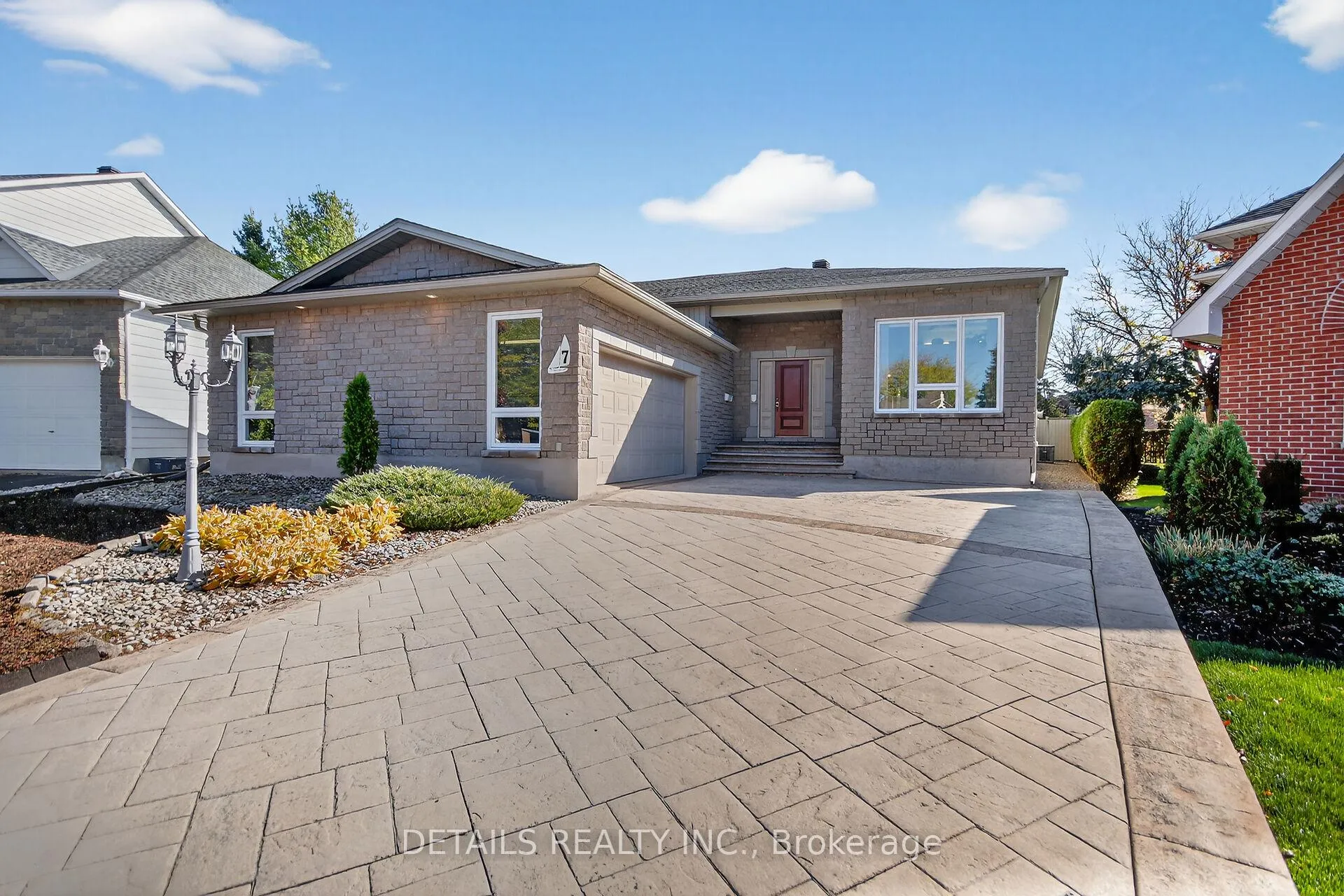 Photo 1 of 7 Eagle Chase Court, Ottawa, Barrhaven - Cedargrove/Fraserdale — HOMEH