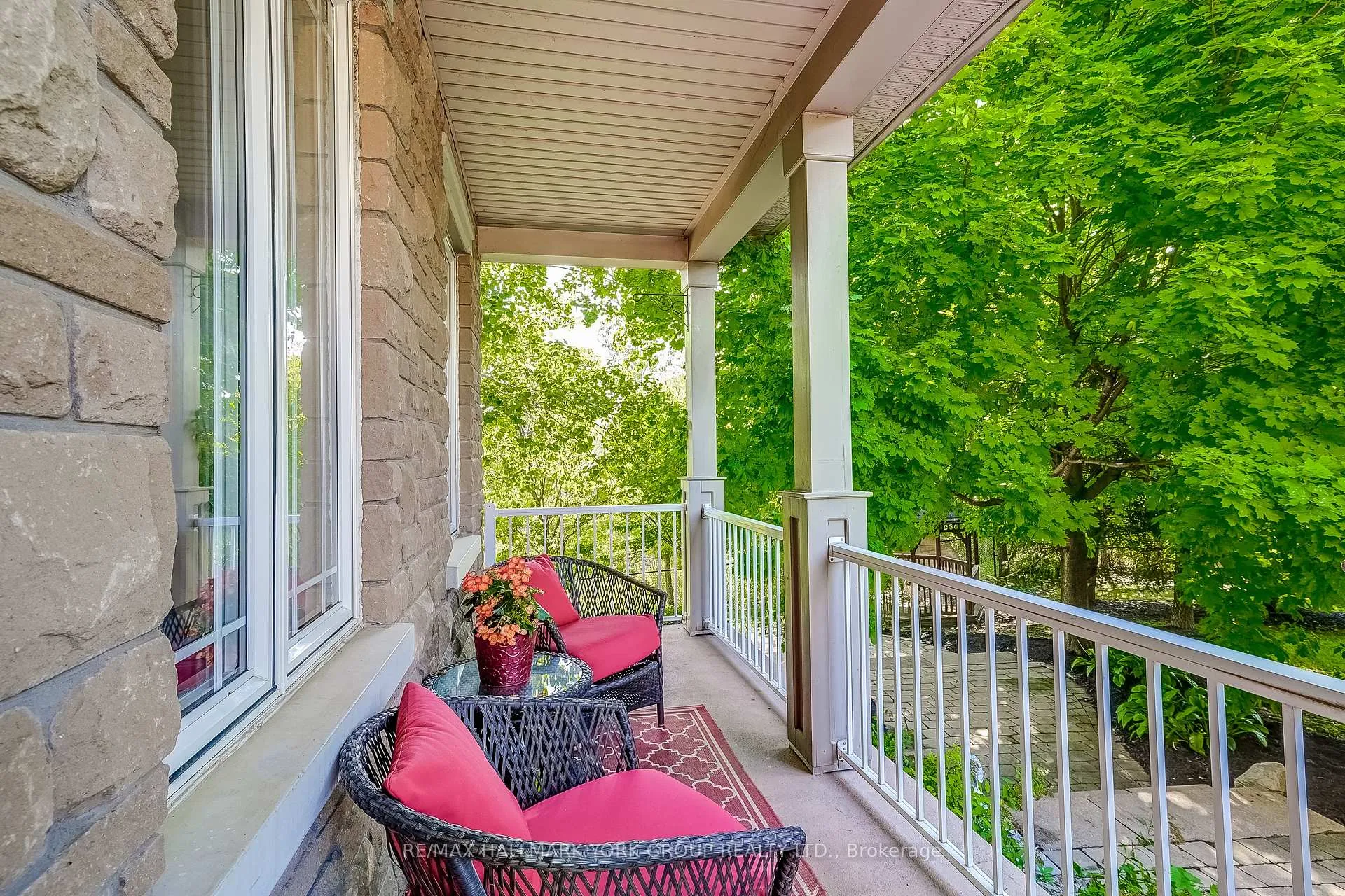 Photo 5 of 17 Duncton Wood Crescent, Aurora, Hills of St Andrew — HOMEH