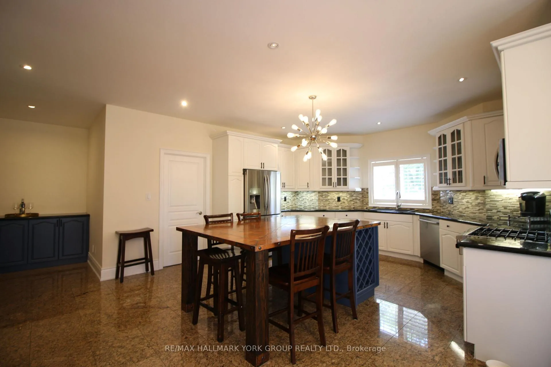 Photo 13 of 17 Duncton Wood Crescent, Aurora, Hills of St Andrew — HOMEH