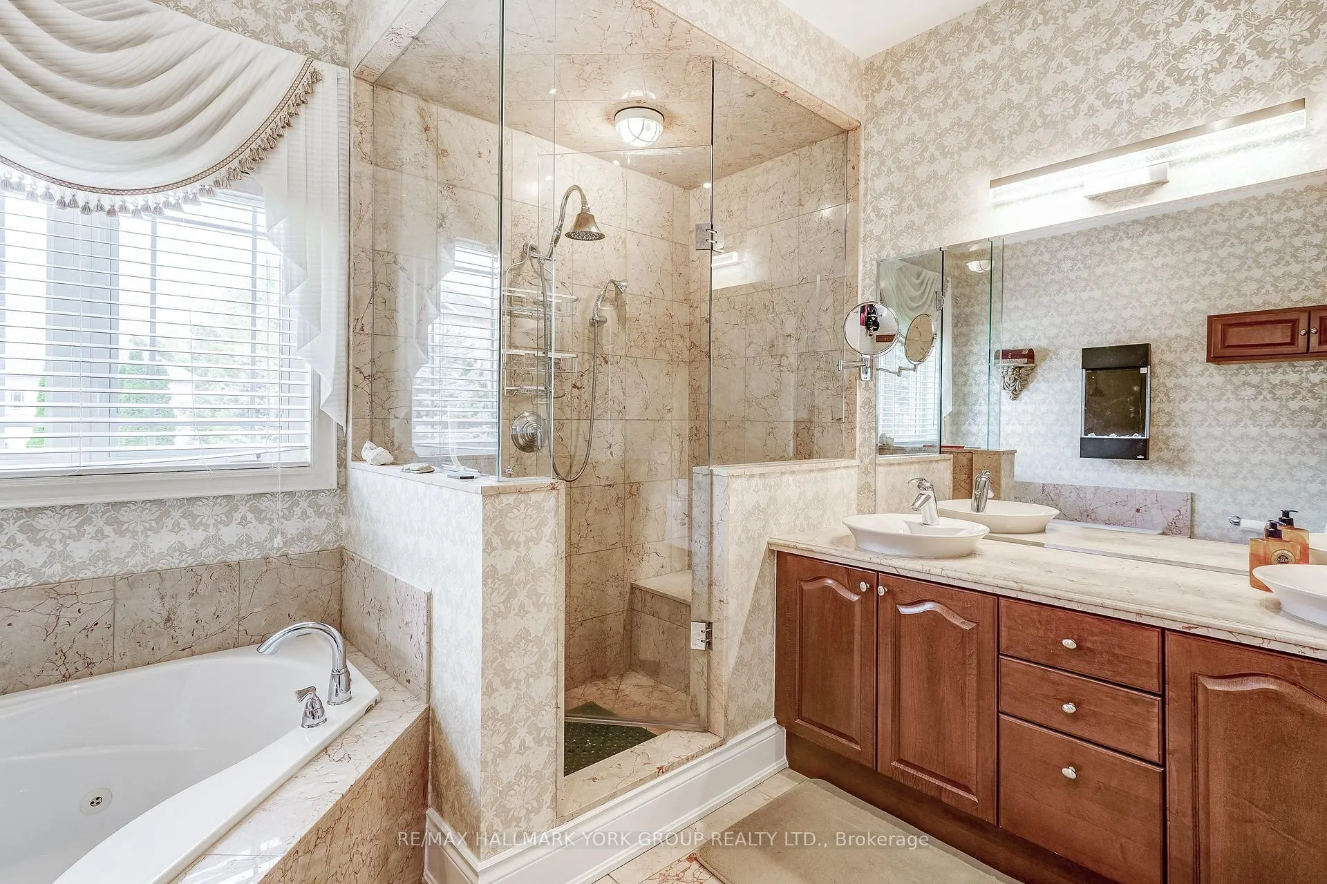 Photo 20 of 17 Duncton Wood Crescent, Aurora, Hills of St Andrew — HOMEH