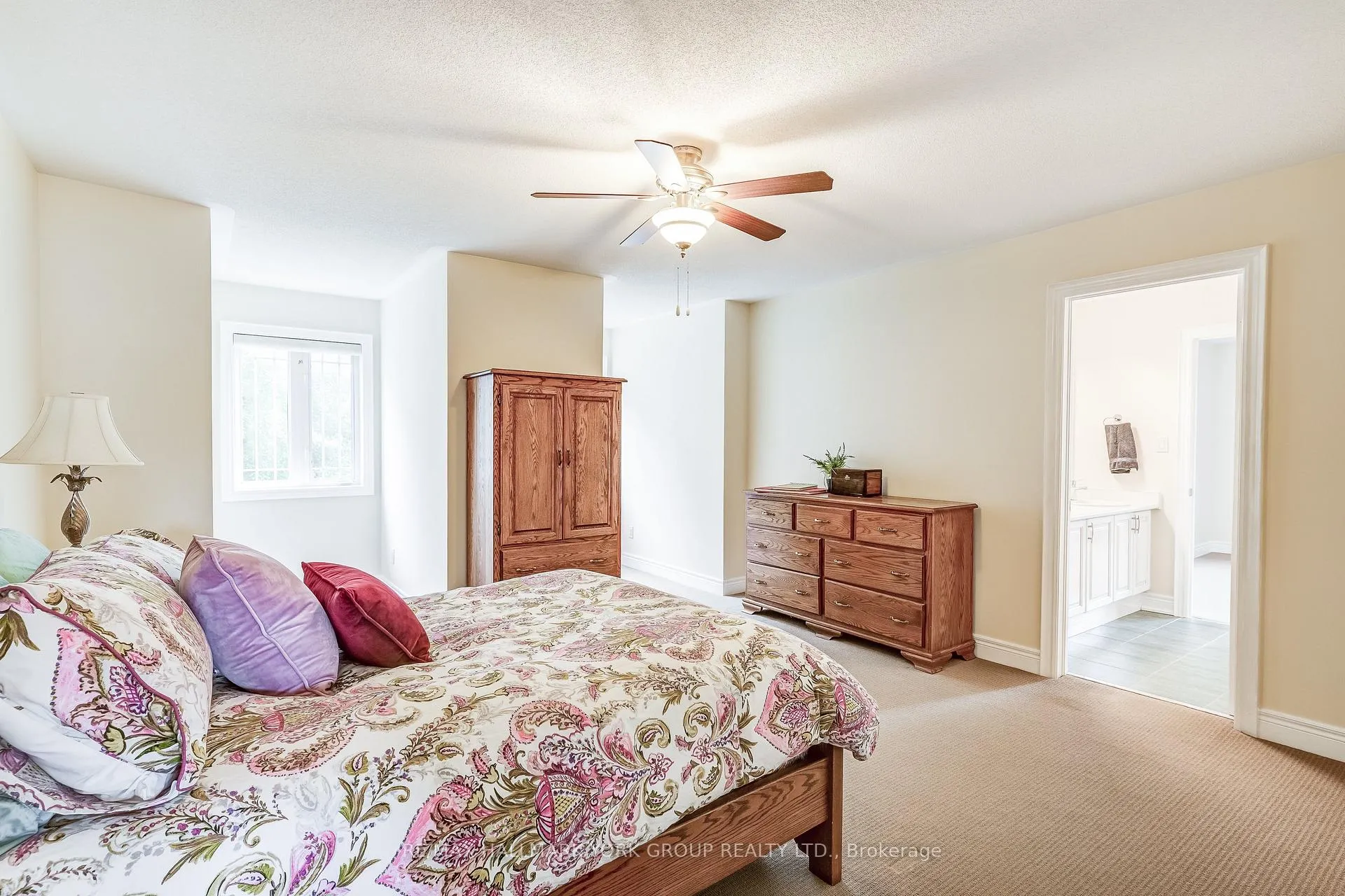 Photo 26 of 17 Duncton Wood Crescent, Aurora, Hills of St Andrew — HOMEH