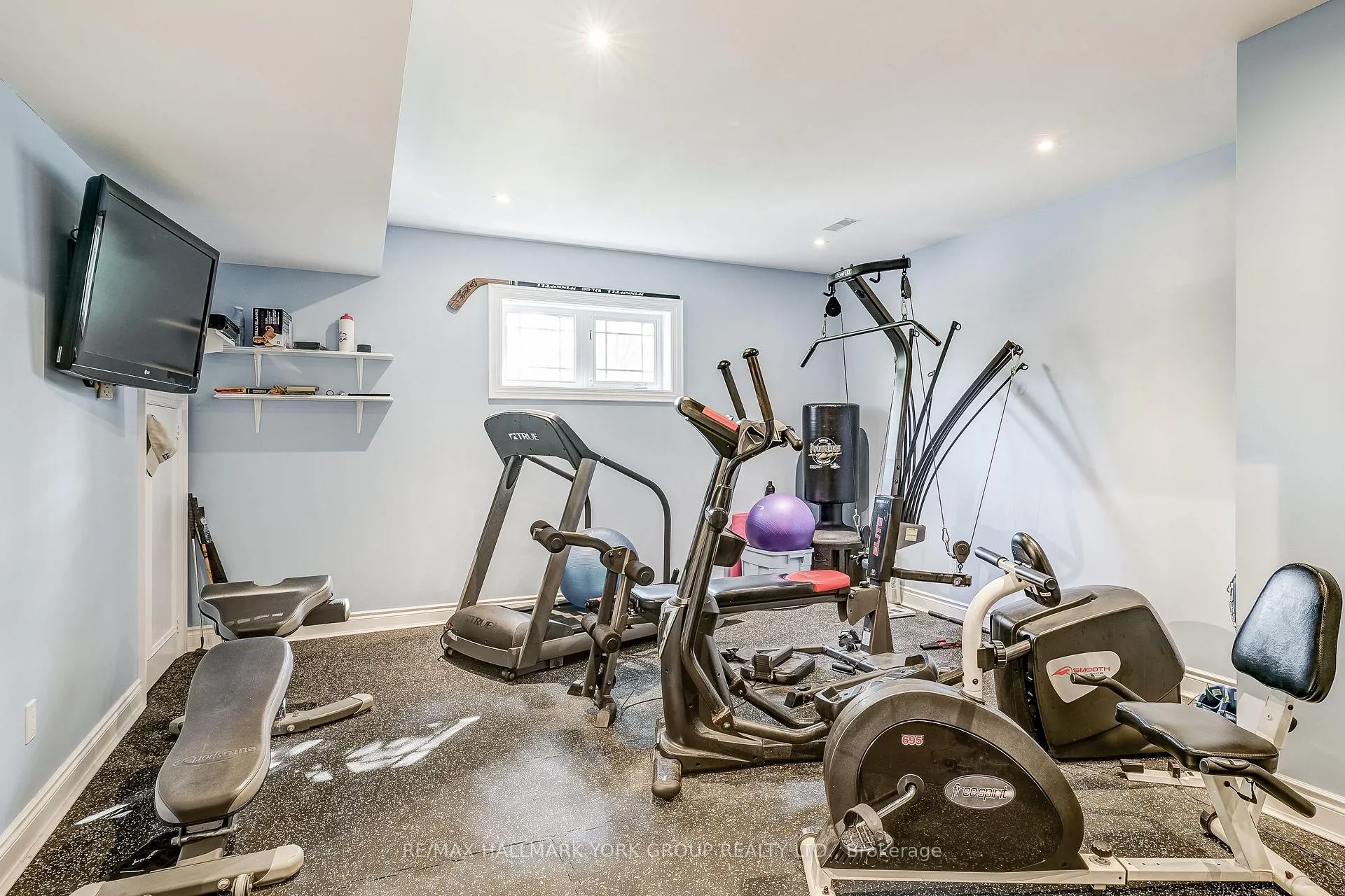 Photo 35 of 17 Duncton Wood Crescent, Aurora, Hills of St Andrew — HOMEH