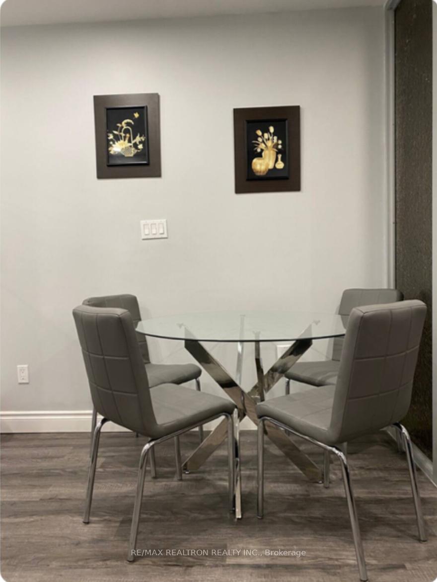 Photo 2 of Unit Main, 326 Bathurst Street, Toronto, Trinity-Bellwoods — HOMEH