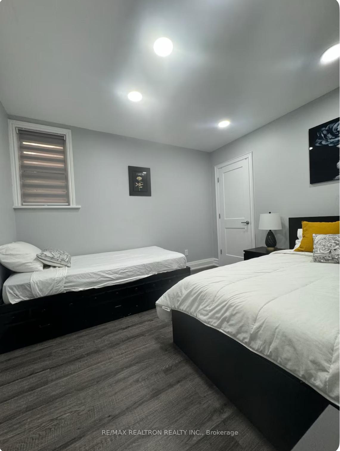Photo 8 of Unit Main, 326 Bathurst Street, Toronto, Trinity-Bellwoods — HOMEH