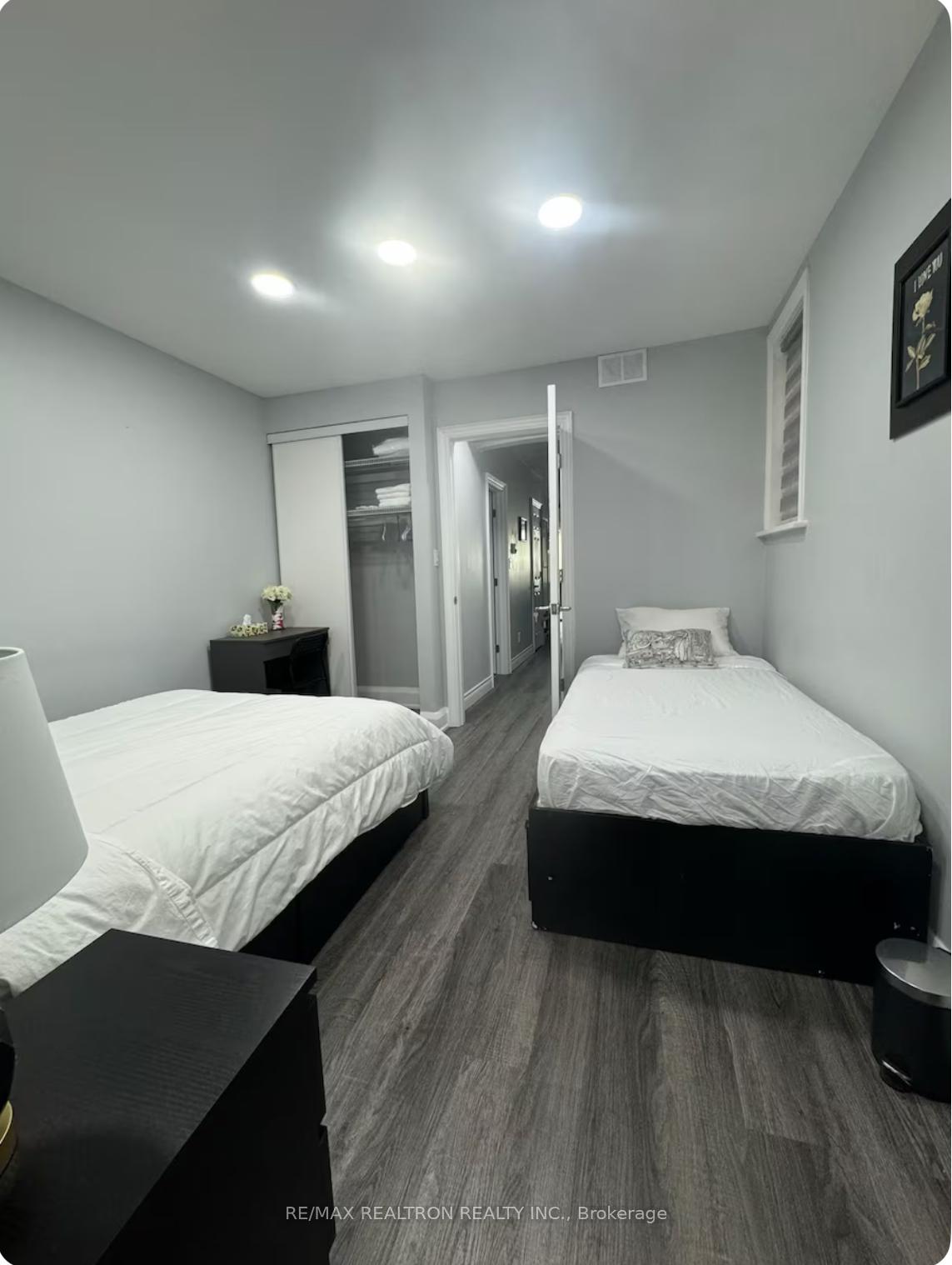 Photo 9 of Unit Main, 326 Bathurst Street, Toronto, Trinity-Bellwoods — HOMEH