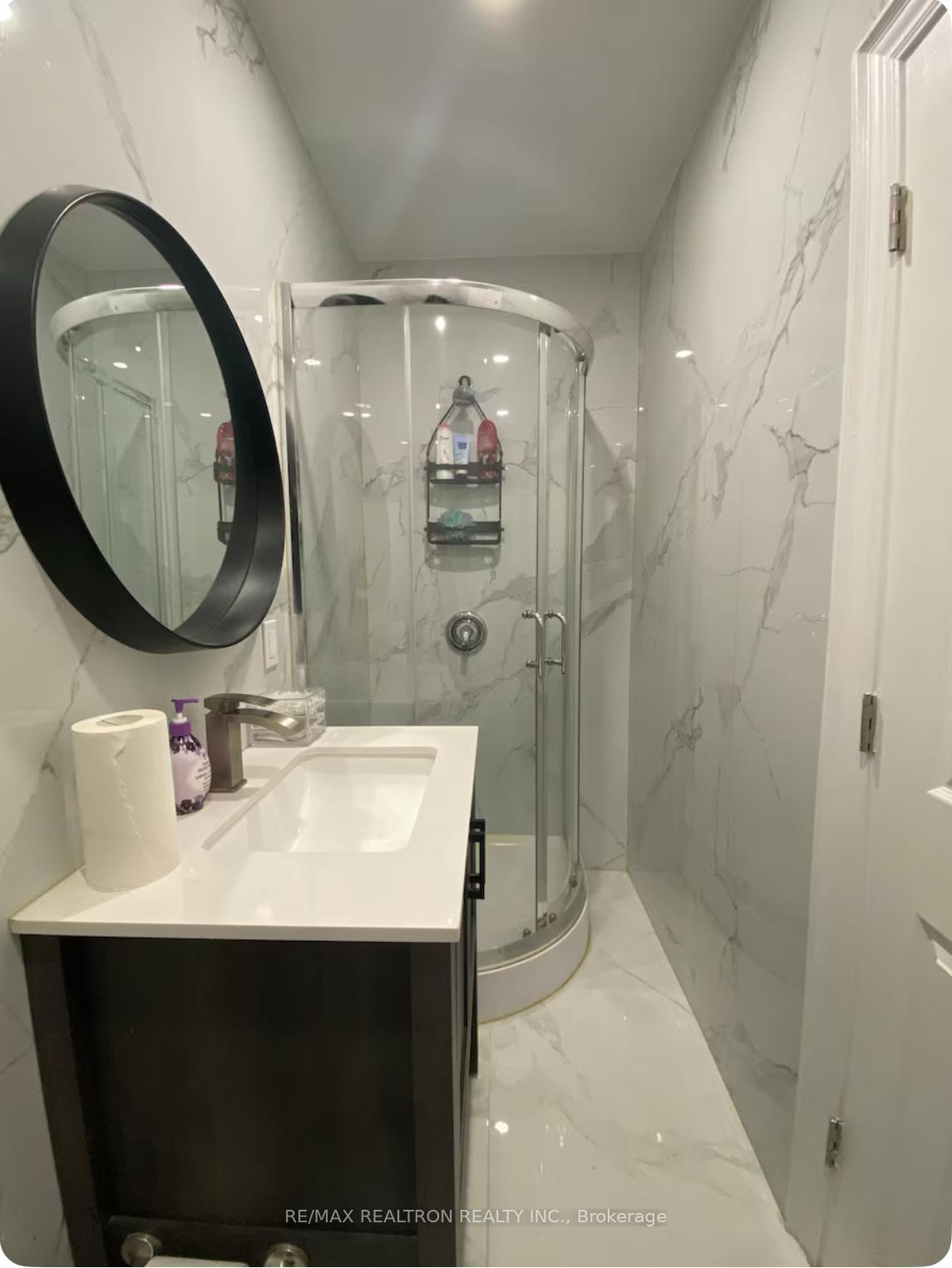 Photo 13 of Unit Main, 326 Bathurst Street, Toronto, Trinity-Bellwoods — HOMEH