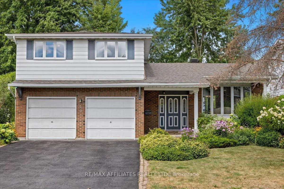 Photo 9 of 49 Silver Aspen Crescent, Ottawa, Blackburn Hamlet — HOMEH