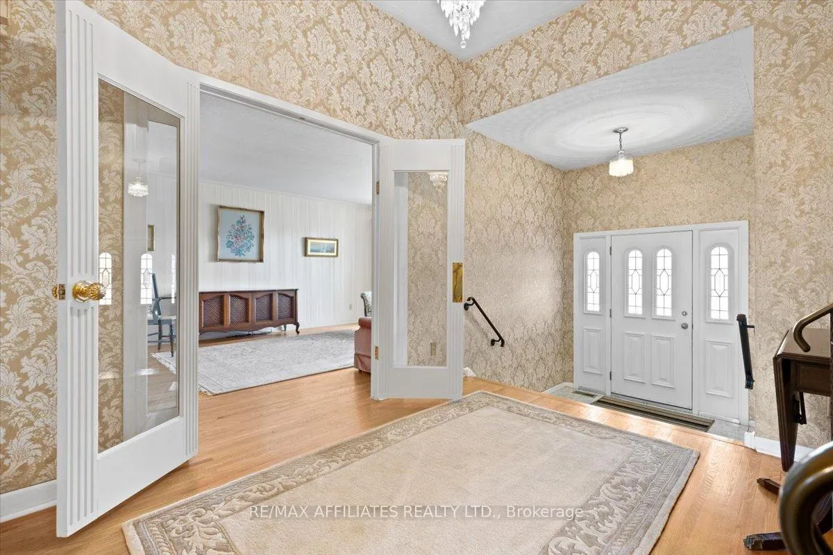 Photo 50 of 49 Silver Aspen Crescent, Ottawa, Blackburn Hamlet — HOMEH